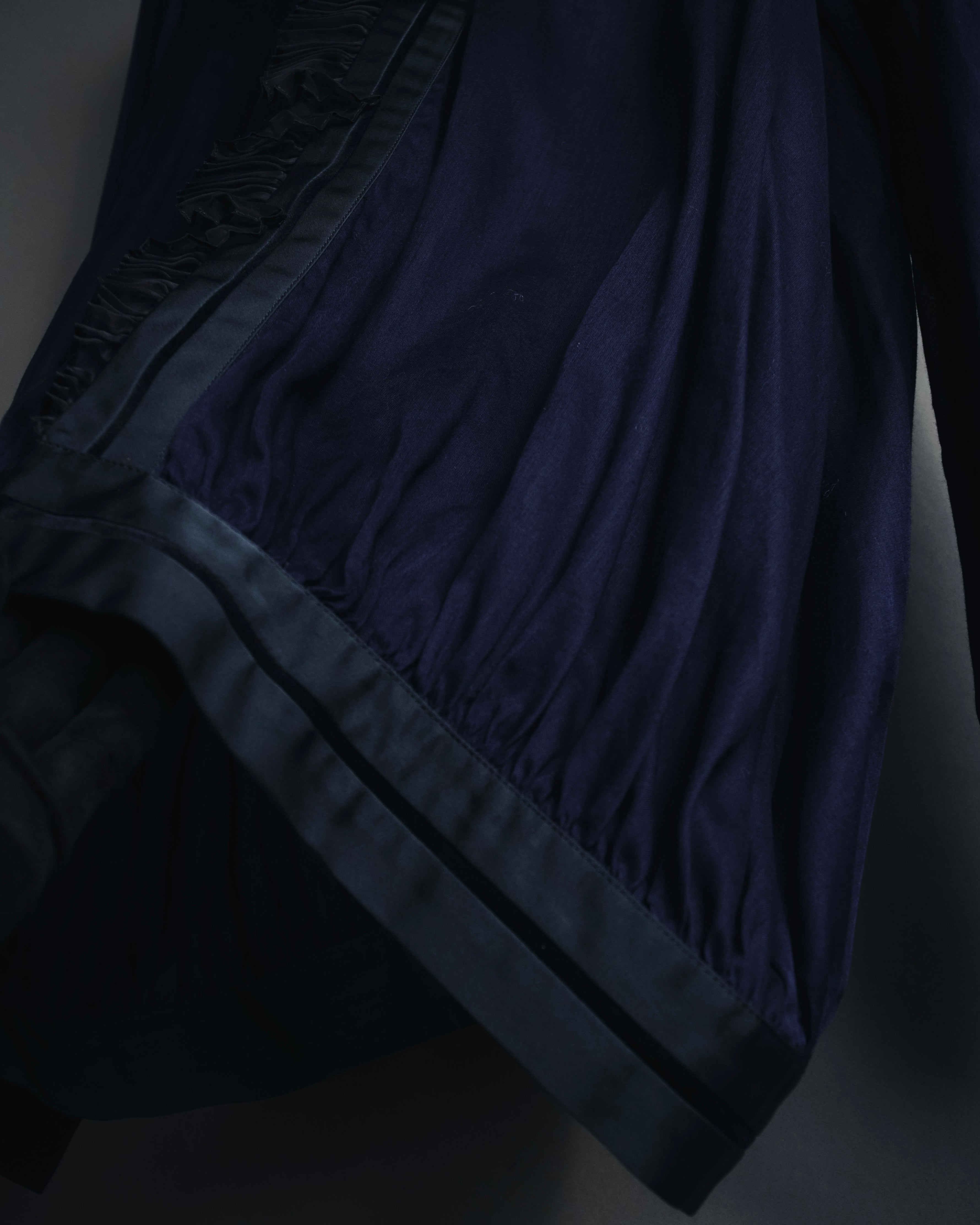 "GUCCI" 90’s-00’s military romantic ruffle blouse