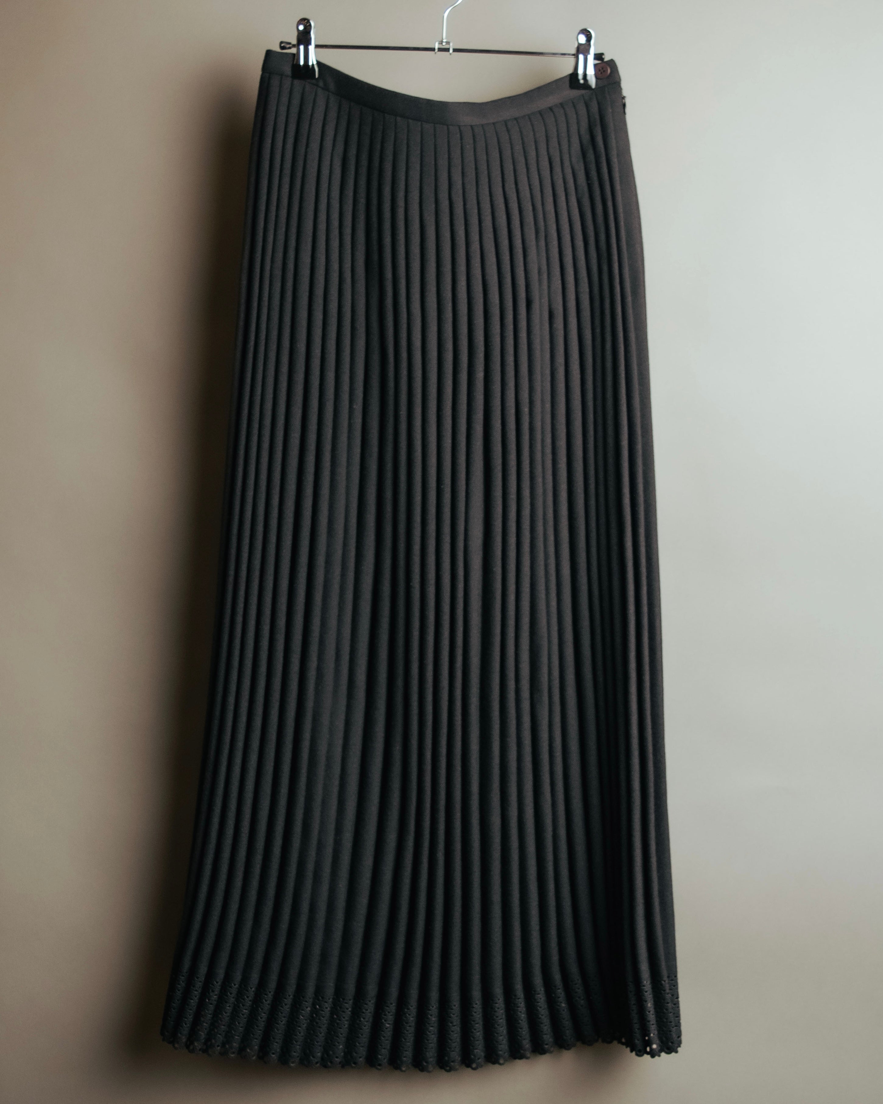 “ISSEY MIYAKE” 00’s wool blend pleated cutwork skirt