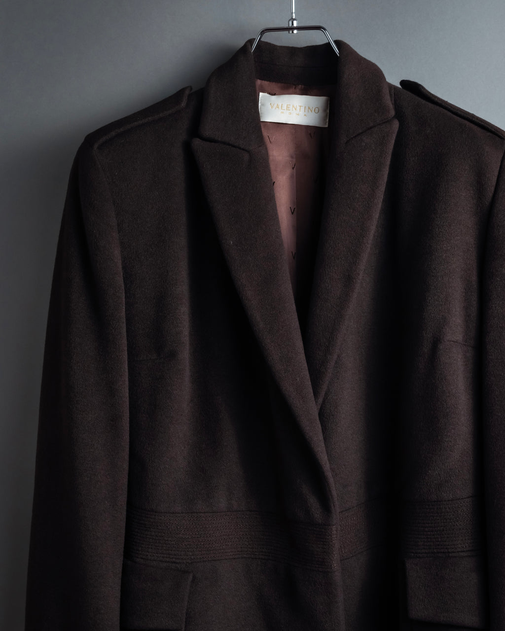 "VALENTINO" Shaped silhouette mocha brown chester coat
