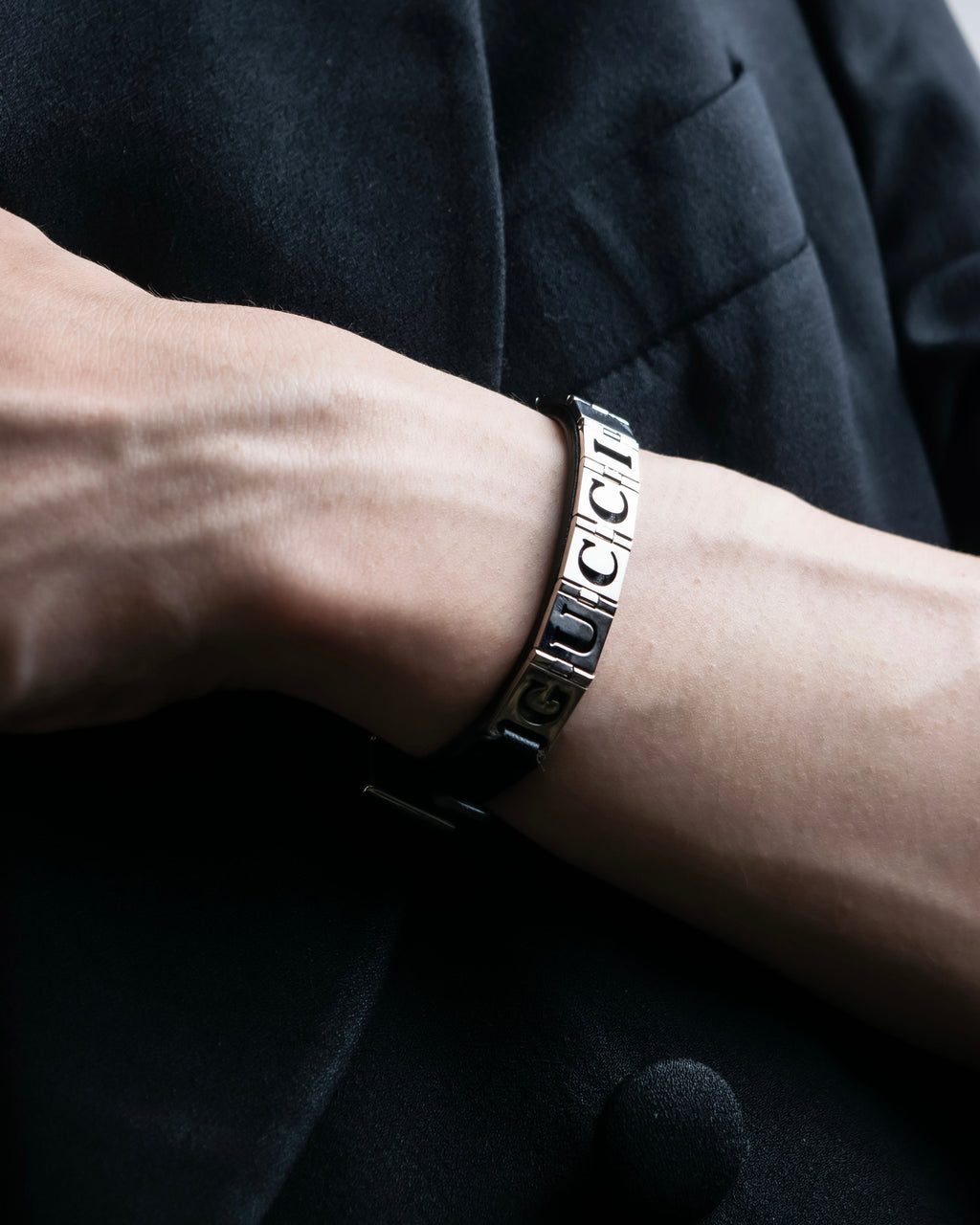 "GUCCI" Logo cat engraved leather bracelet