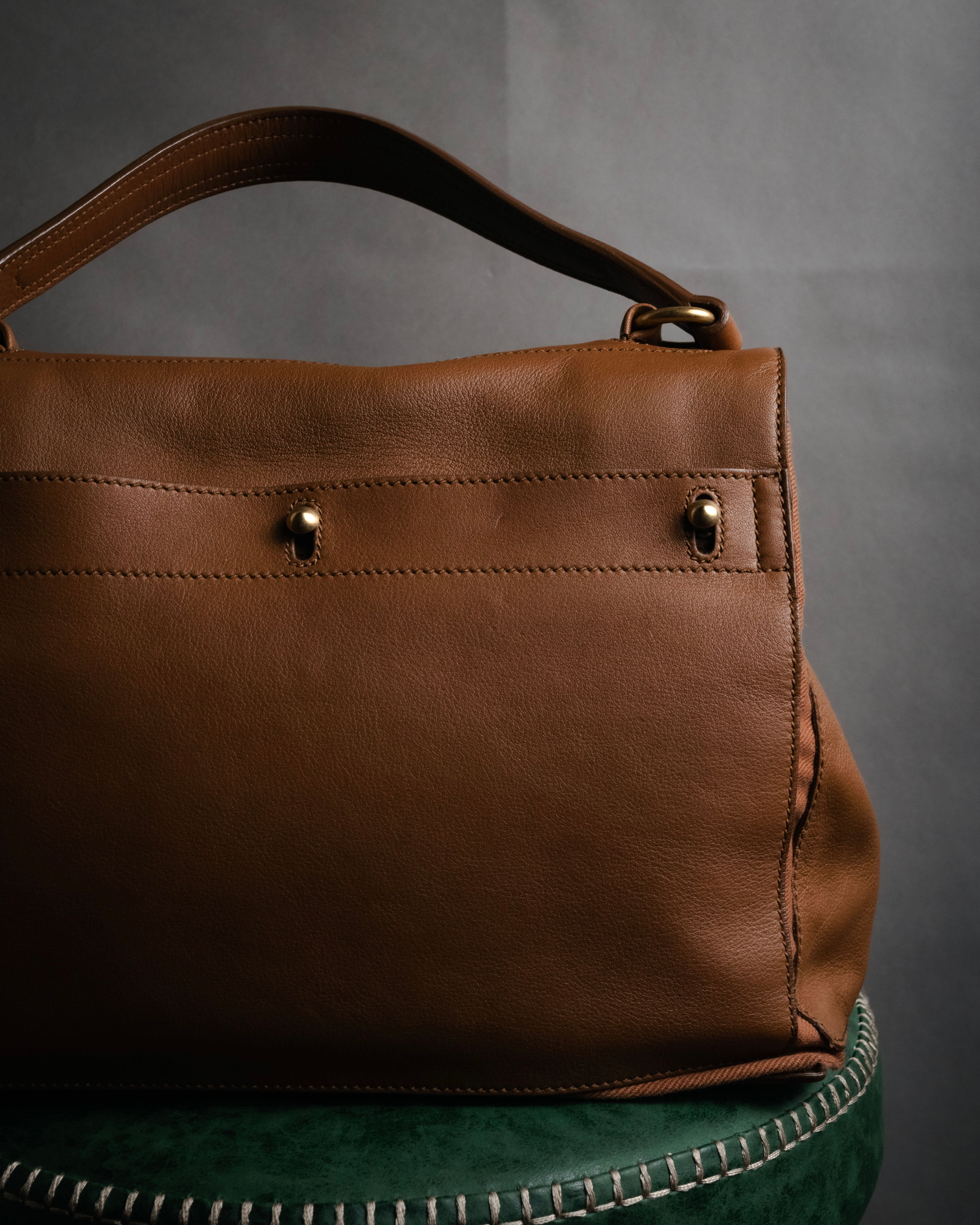 –SPECIAL– “YVES SAINT LAURENT”
2011-2012 Muse two leather handbag