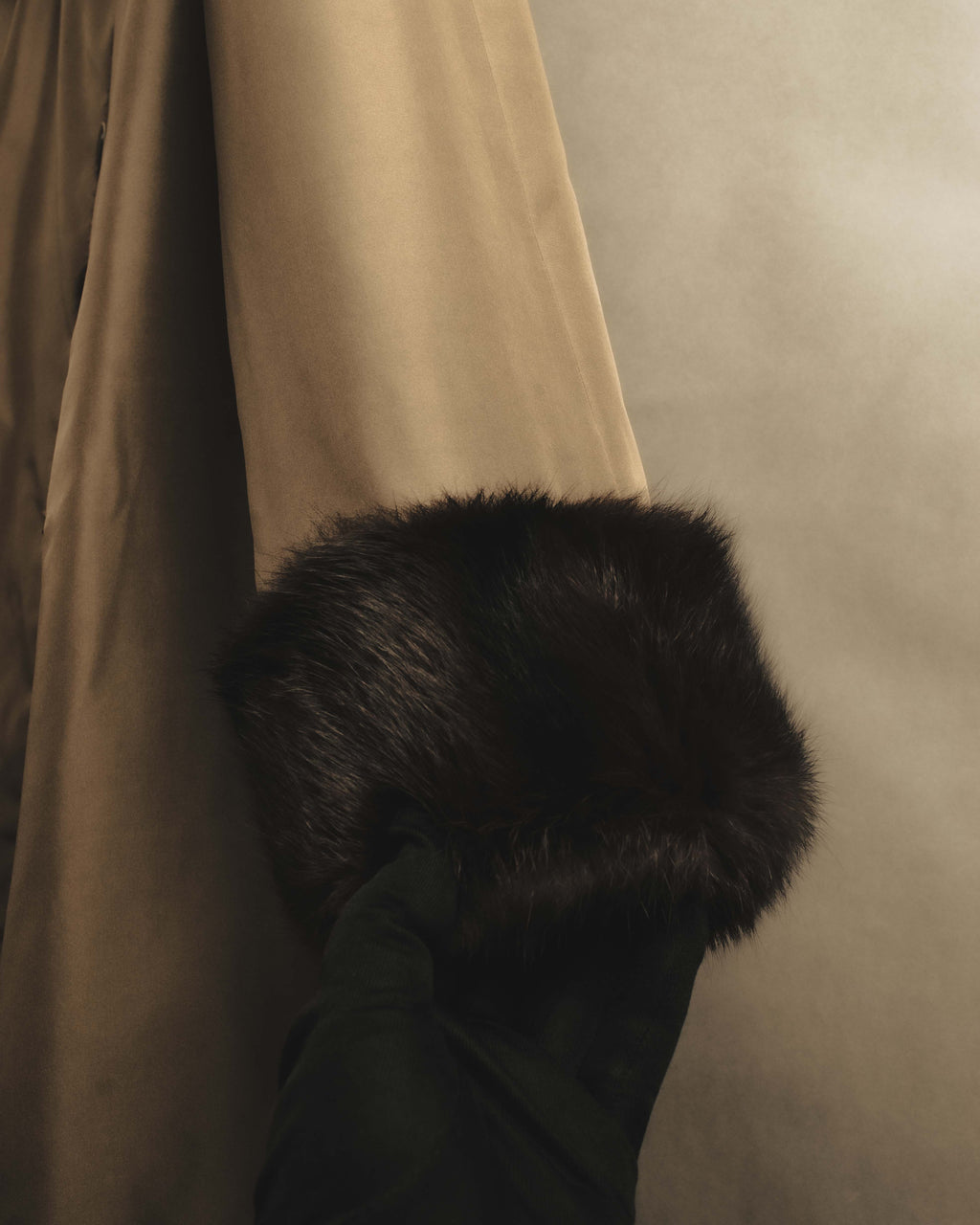 "ROBERTO VALENTINO" Reversible brown fur coat