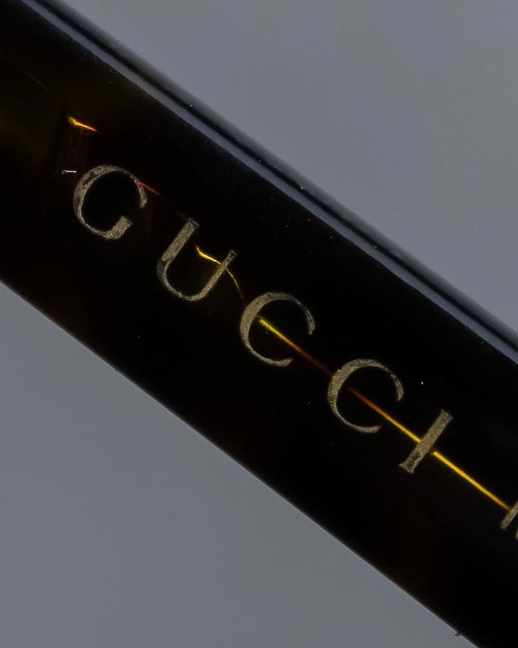 "GUCCI" Wellington frame bee engraved sunglasses