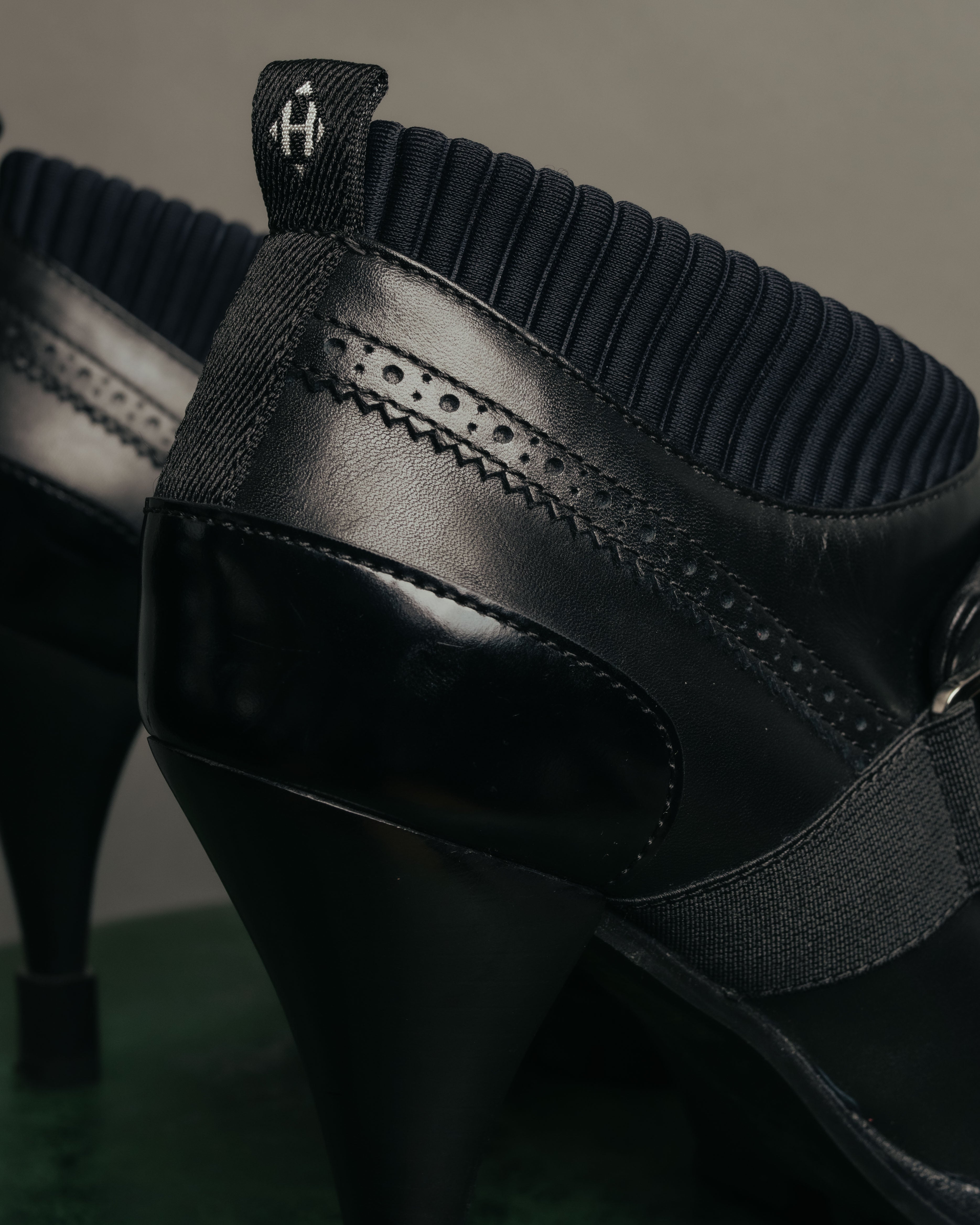 “HERMÈS” 2017-2022 Aw hybrid brogue sock ankle boots