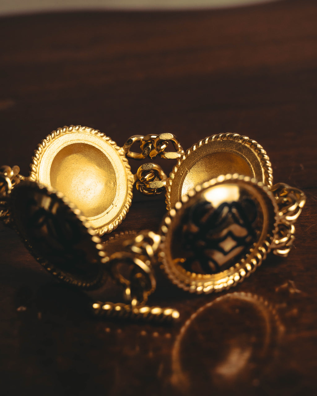 -SPECIAL- “LOEWE” 80’s-90’s Sculptural black anagram medallion chain bracelet
