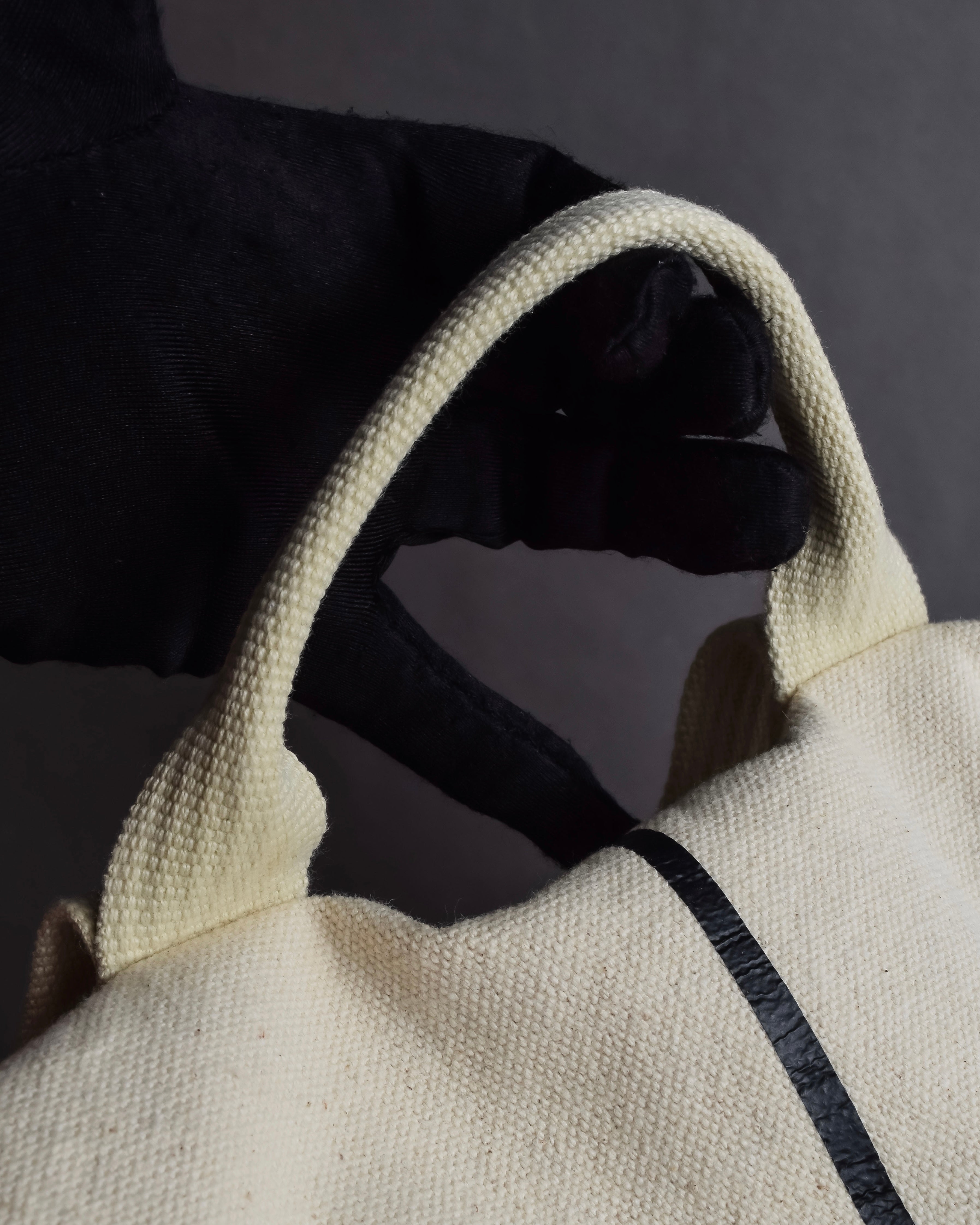 "MAISON MARGIELA" Atelier 75011 design canvas large bag