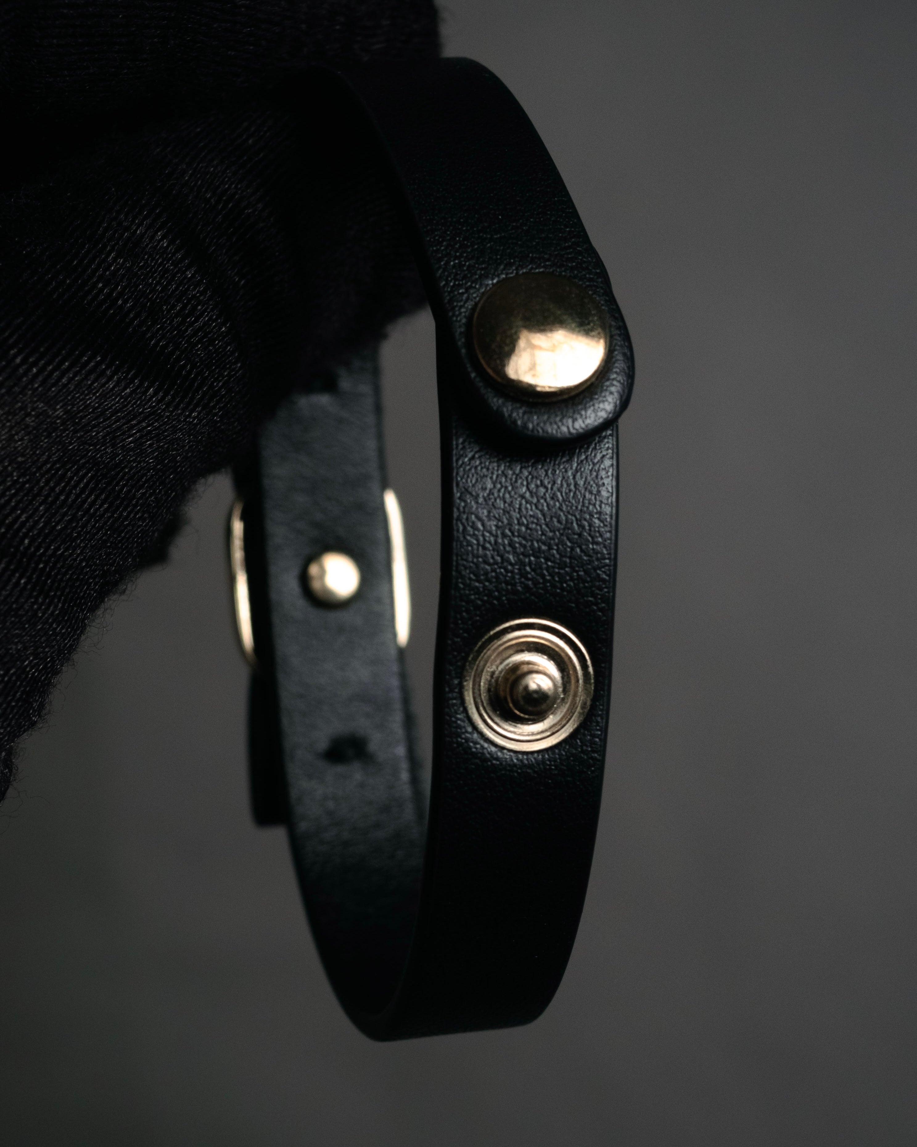 “Salvatore Ferragamo” 2010’s Vara ribbon leather bracelet