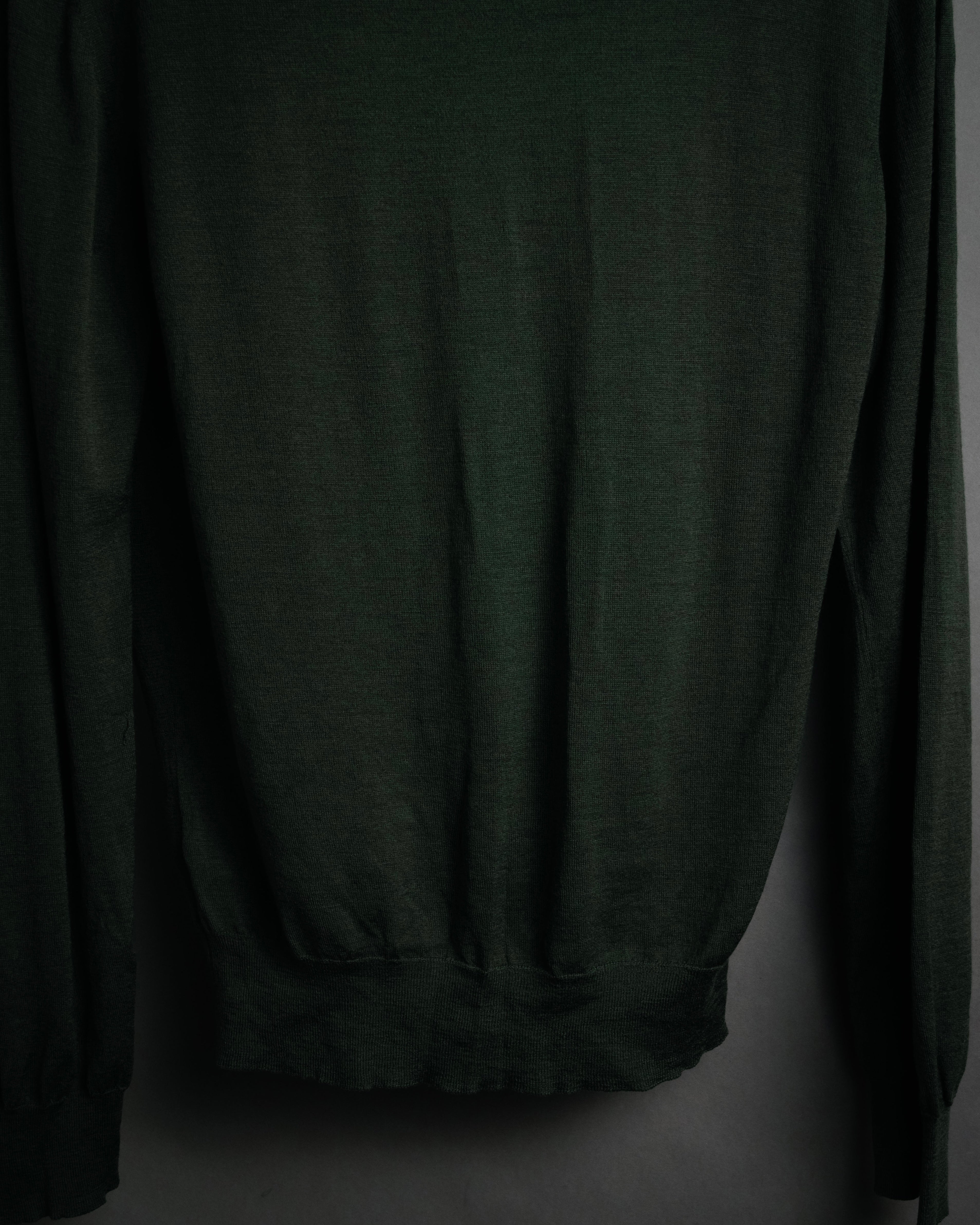 “GUCCI” Late 90’s-10’s Fine gauge v-neck knit