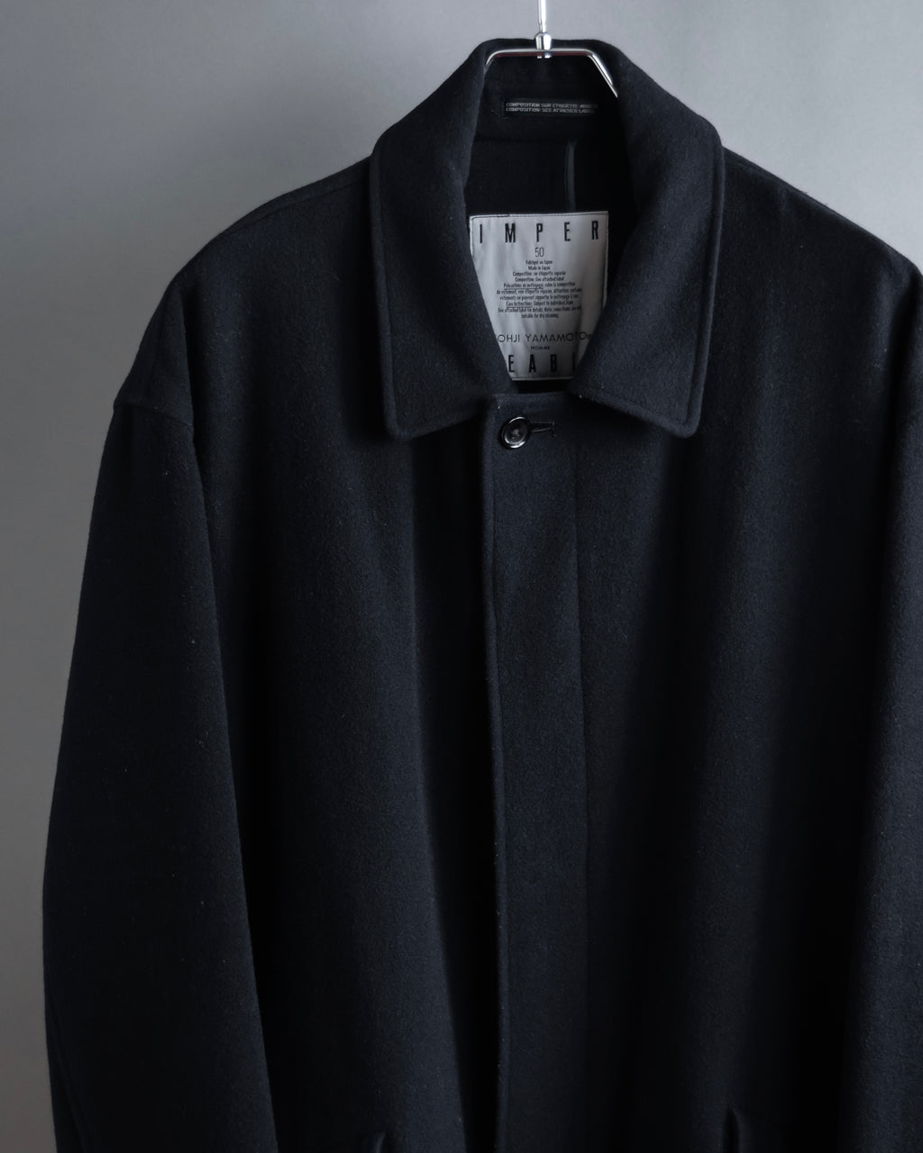 "YOHJI YAMAMOTO" Straight line stand collar coat