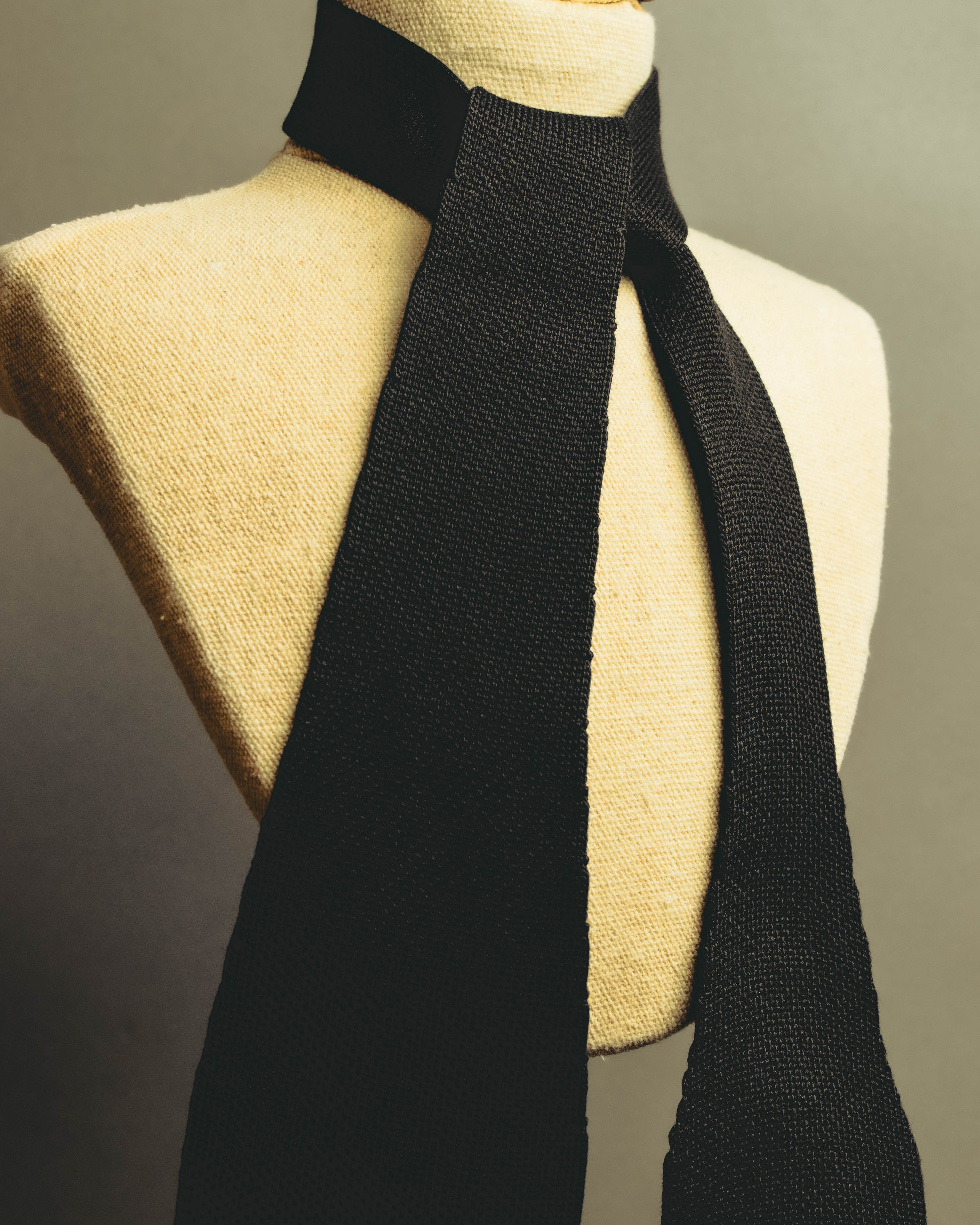 "Hermès" Black silk knit tie
