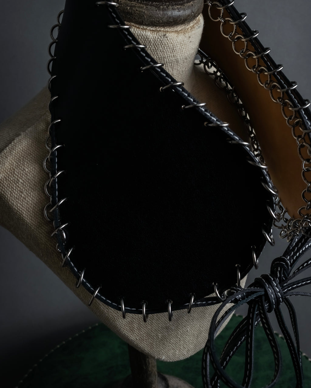 "LOEWE" Ring design leather corset necklace