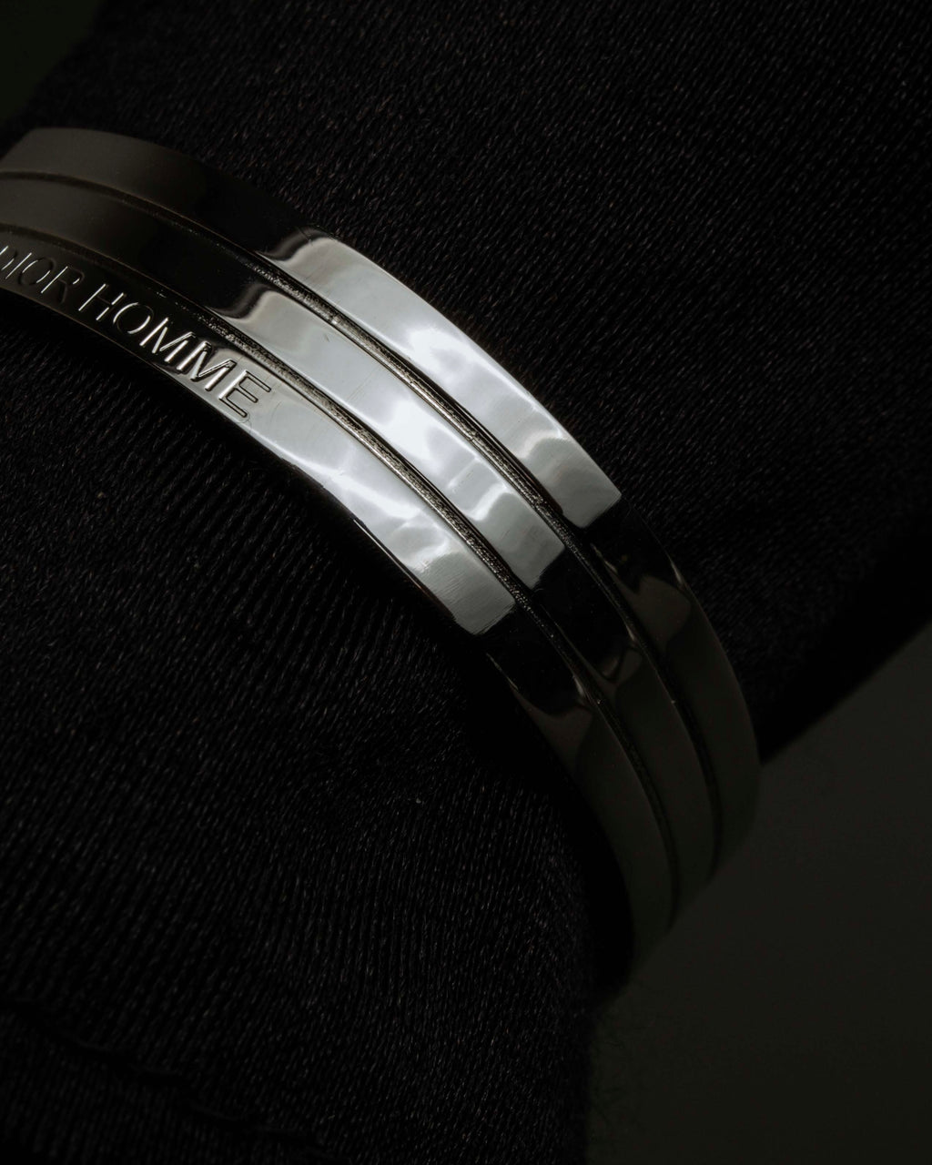 "DIOR HOMME" Logo engraved silver bangle