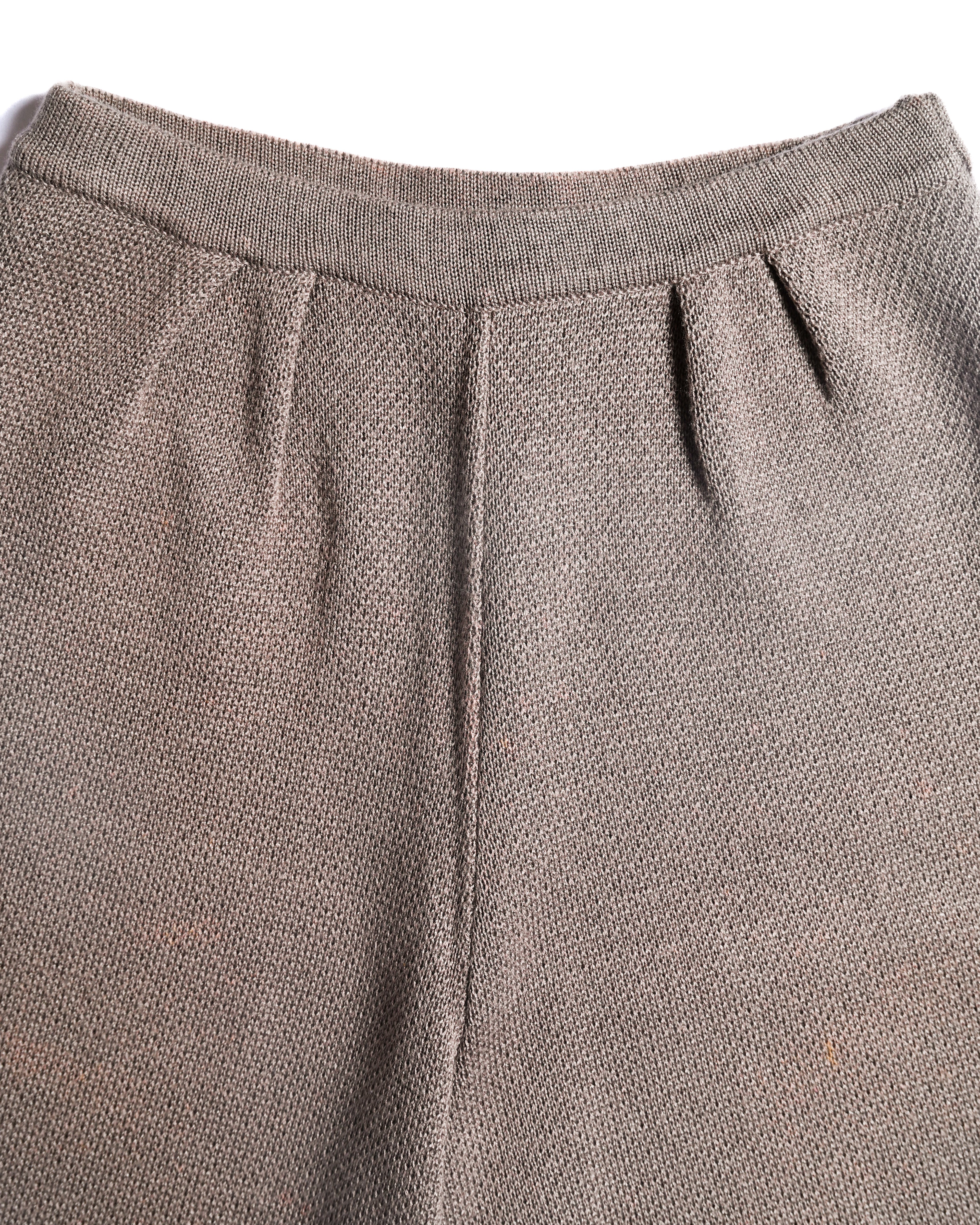 GIVENCHY/ 2 Tuck Knit Casual Shorts Beige