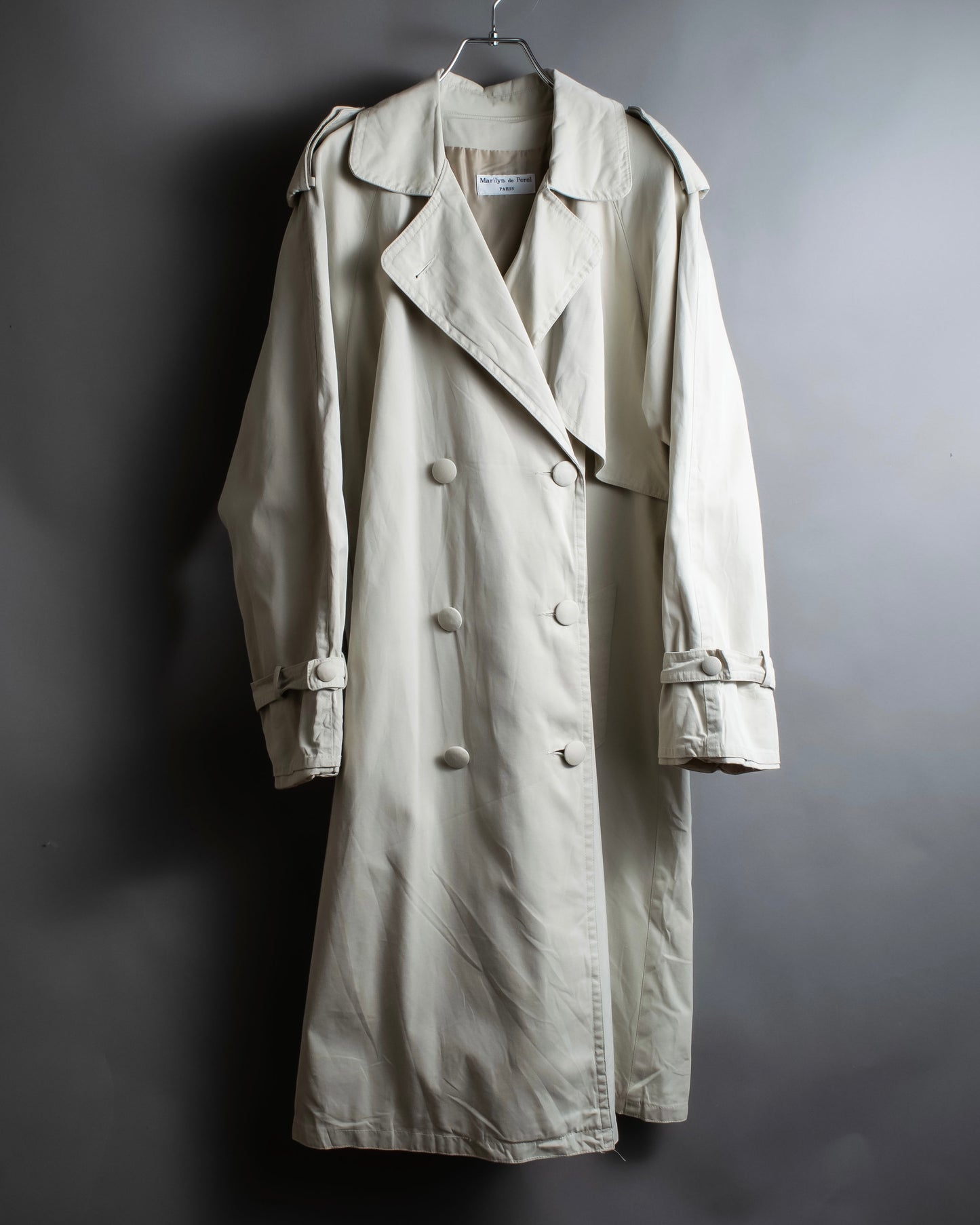 "MARILYN DE PEREL" Covered button detail  Ivory feminine trench coat