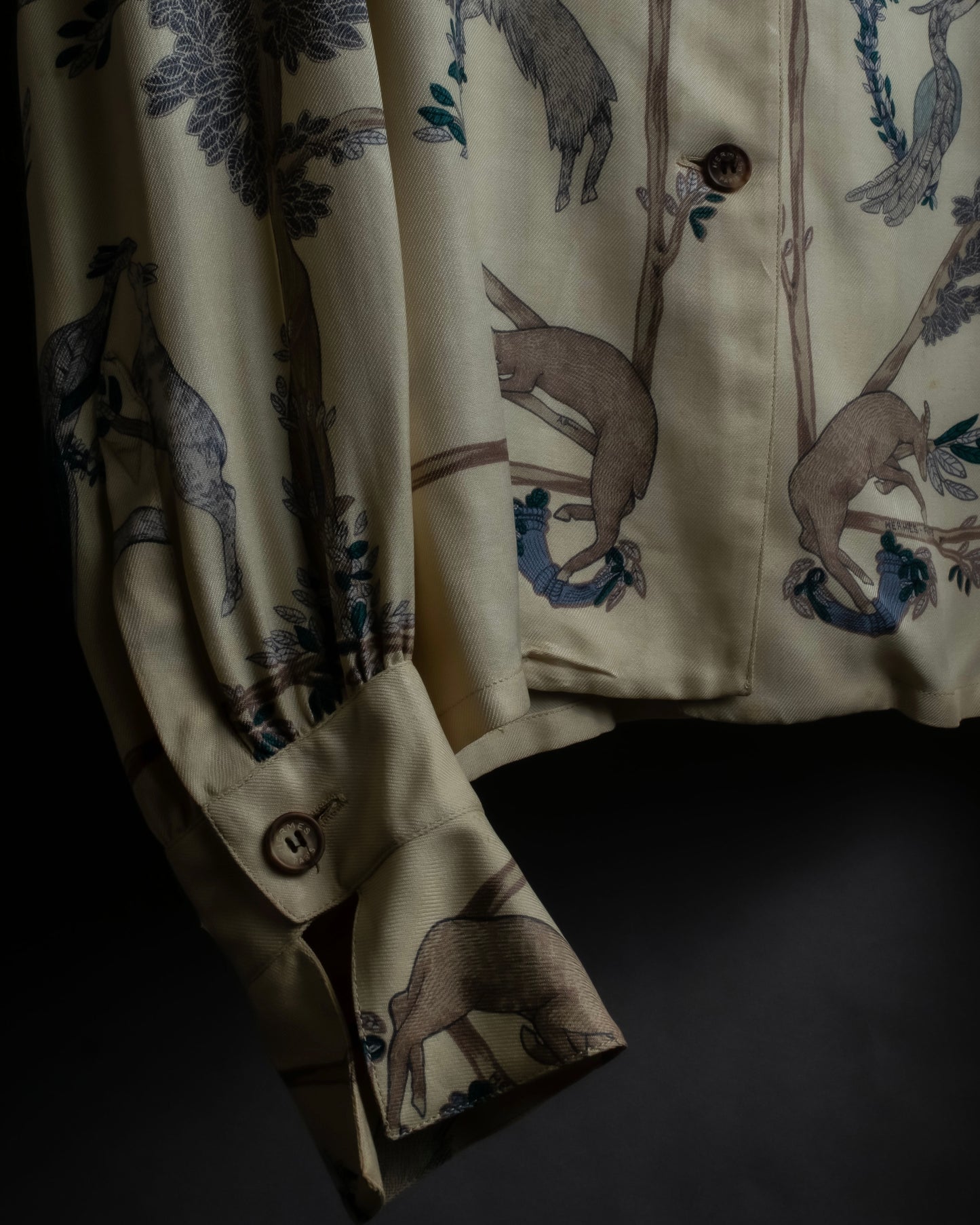 "HERMES" Natural animal pattern oversized silk shirt