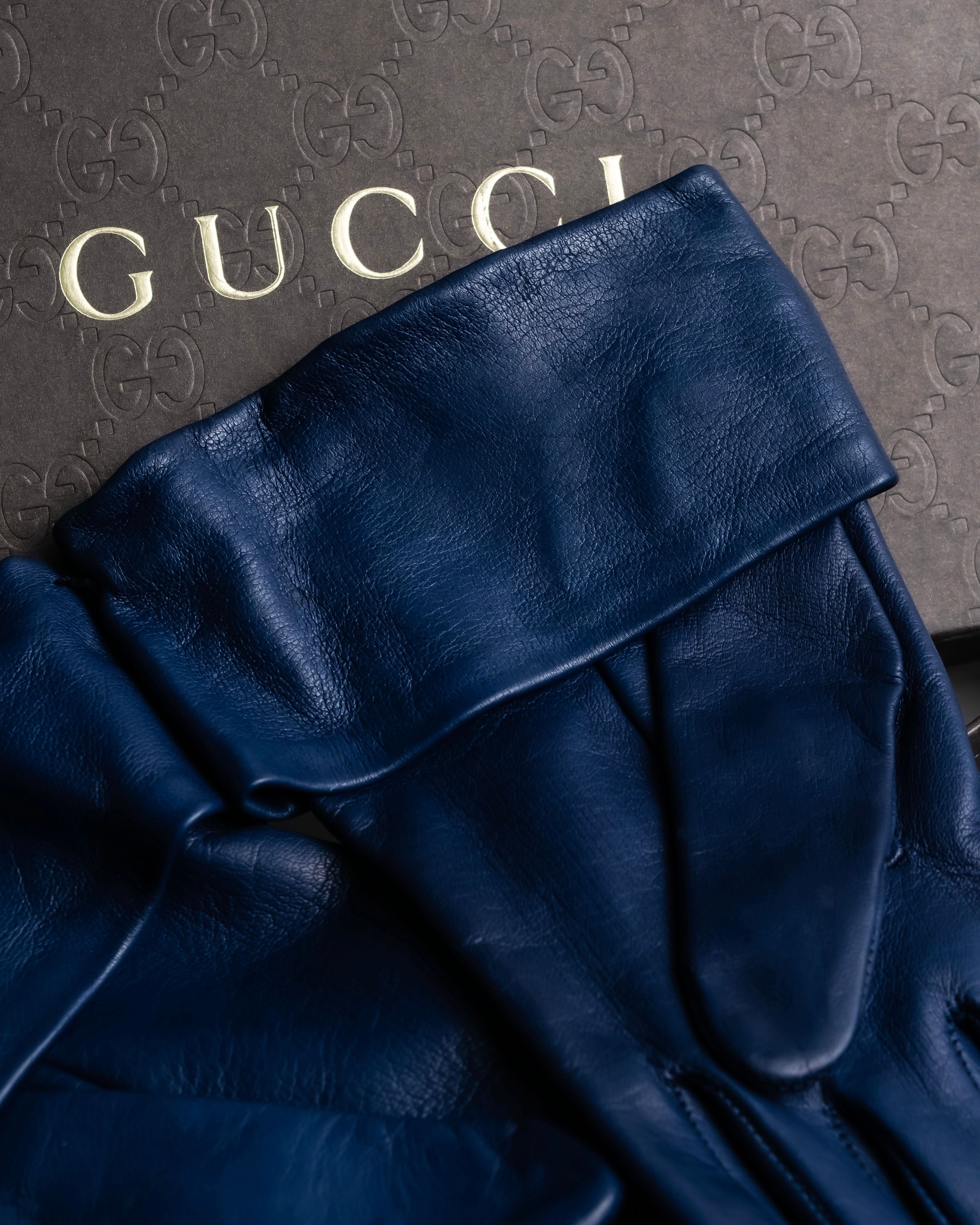 "GUCCI" Ribbon＆charm design blue leather gloves