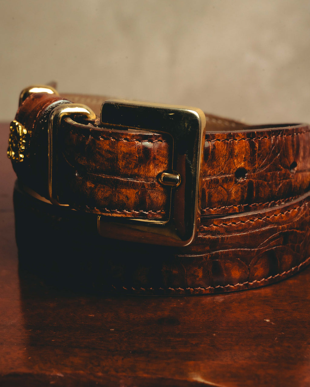 -SPECIAL- “LOEWE” 80’s-90’s Crocodile pattern anagram leather belt