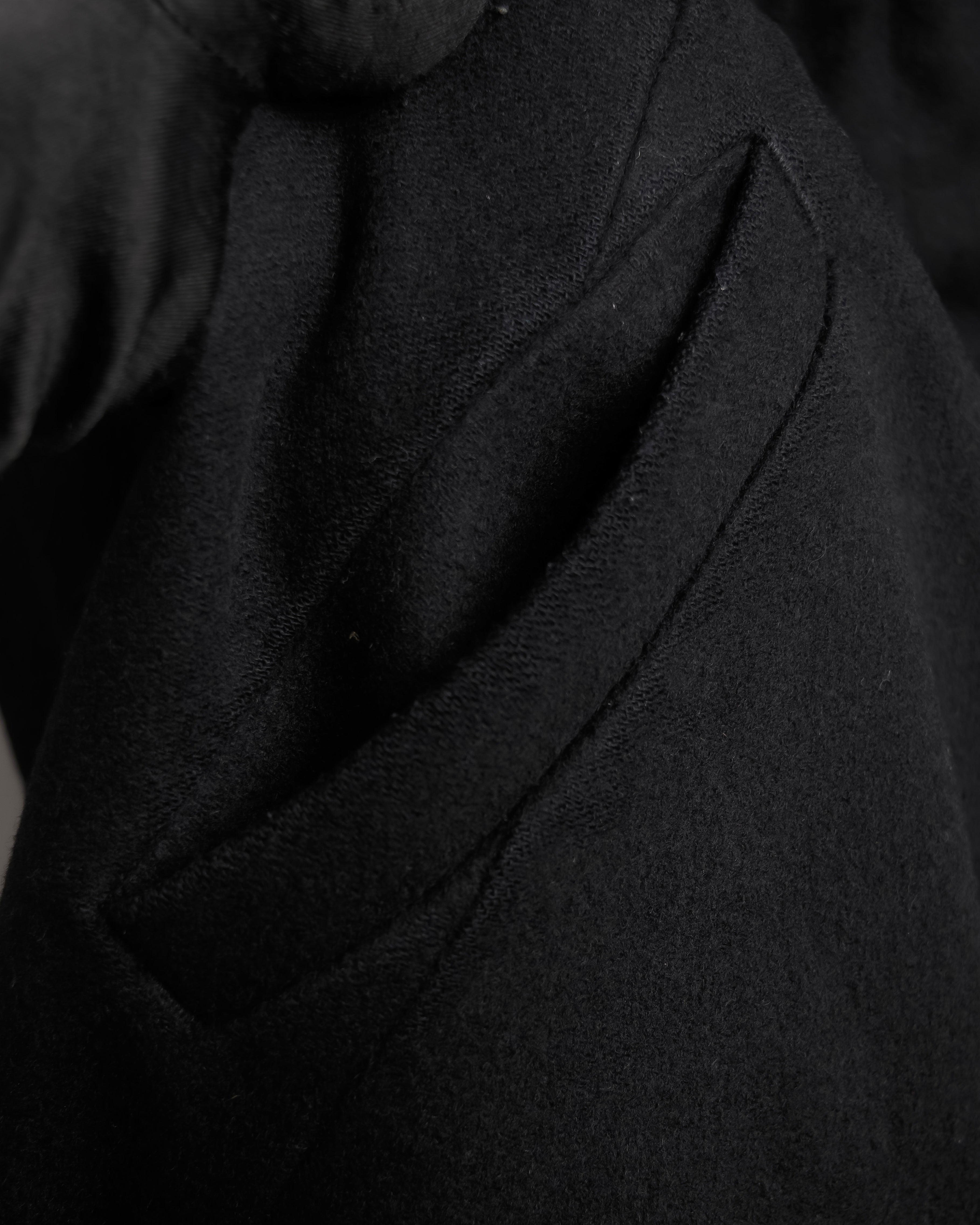 "ARMANI EXCHANGE" Sloth latch design stand color mid-length coat