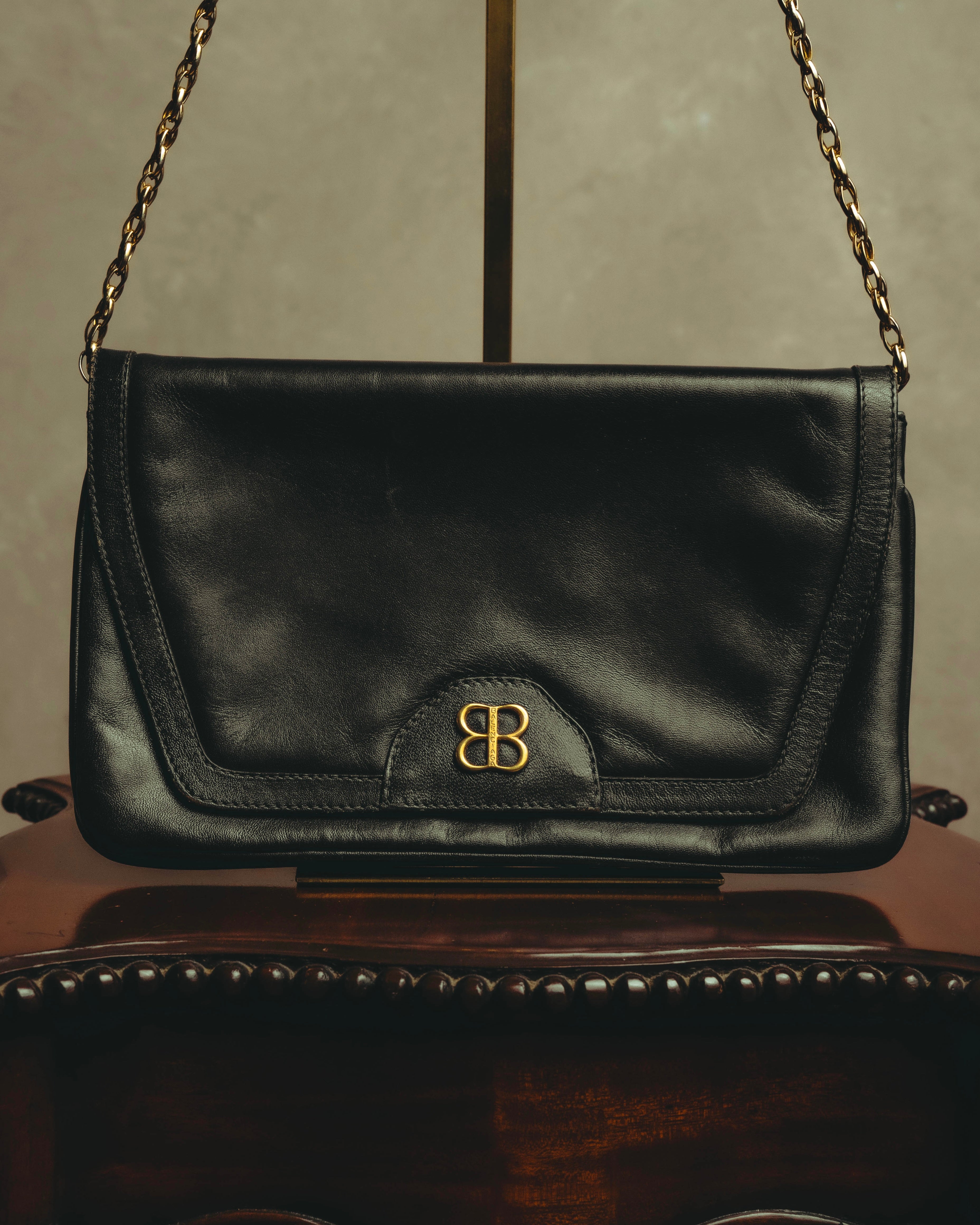 “BALENCIAGA” 80’s-early 90’s double BB leather chain shoulder bag