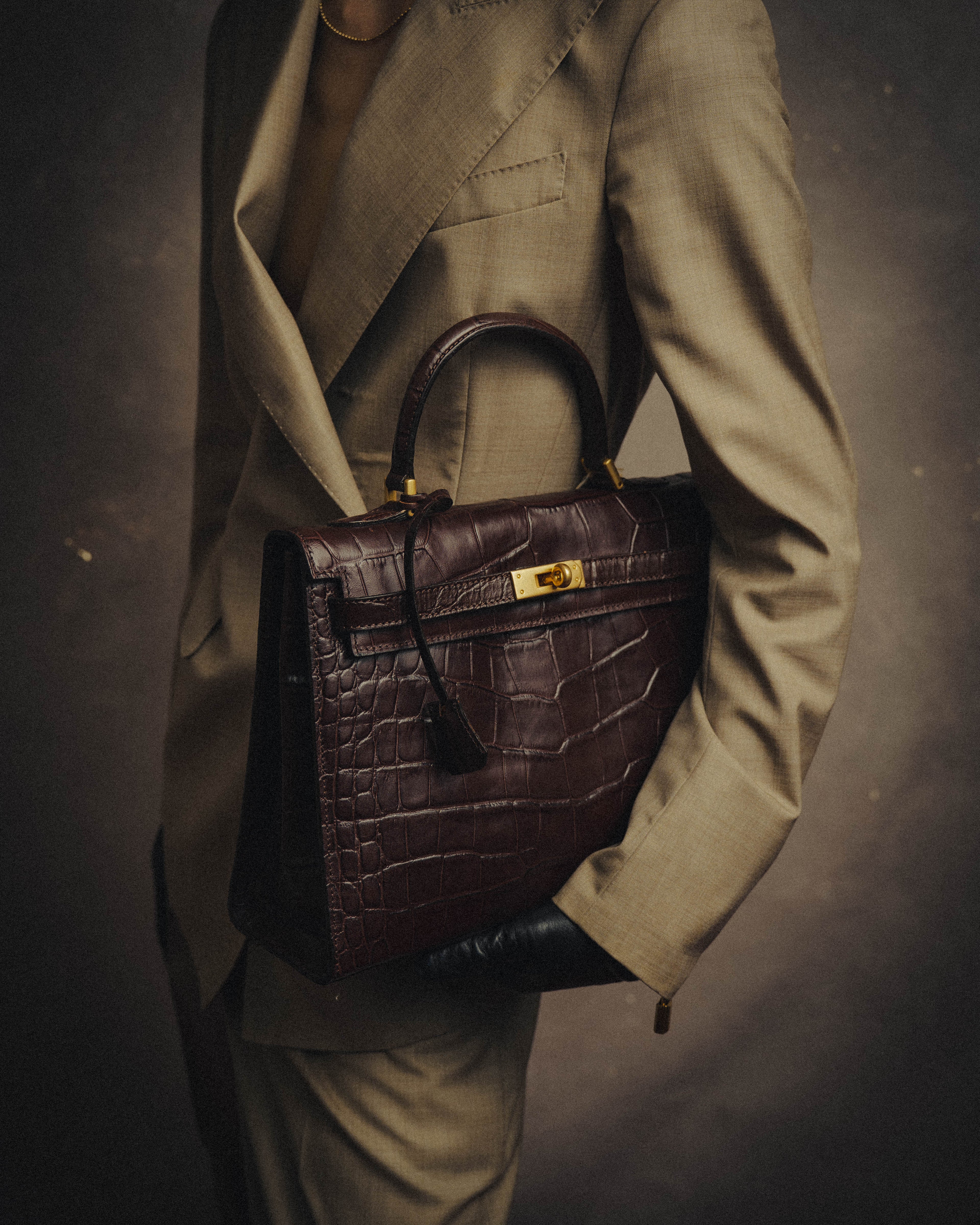 -SPECIAL- "CRISTIAN FLORENCE" 90's-00's Classic crocodile embossed leather structured top handle bag