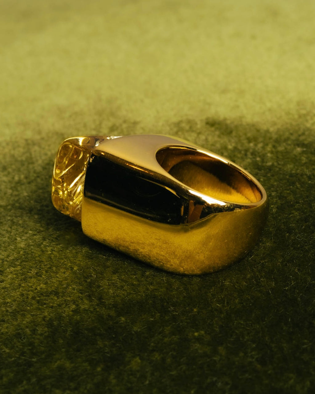 "Chloé" 2010's Amber resin statement ring