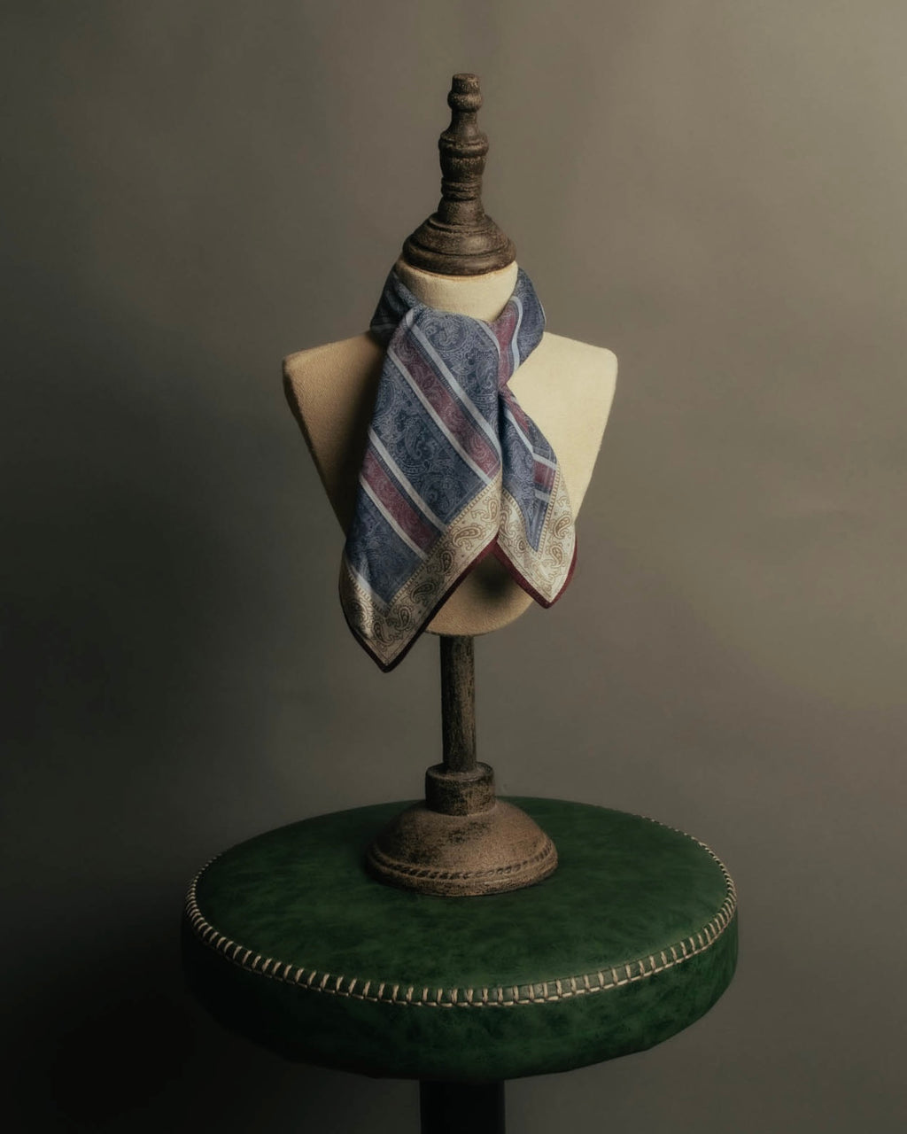 “Yves Saint Laurent” 90’s-00’s Paisley stripe cotton scarf