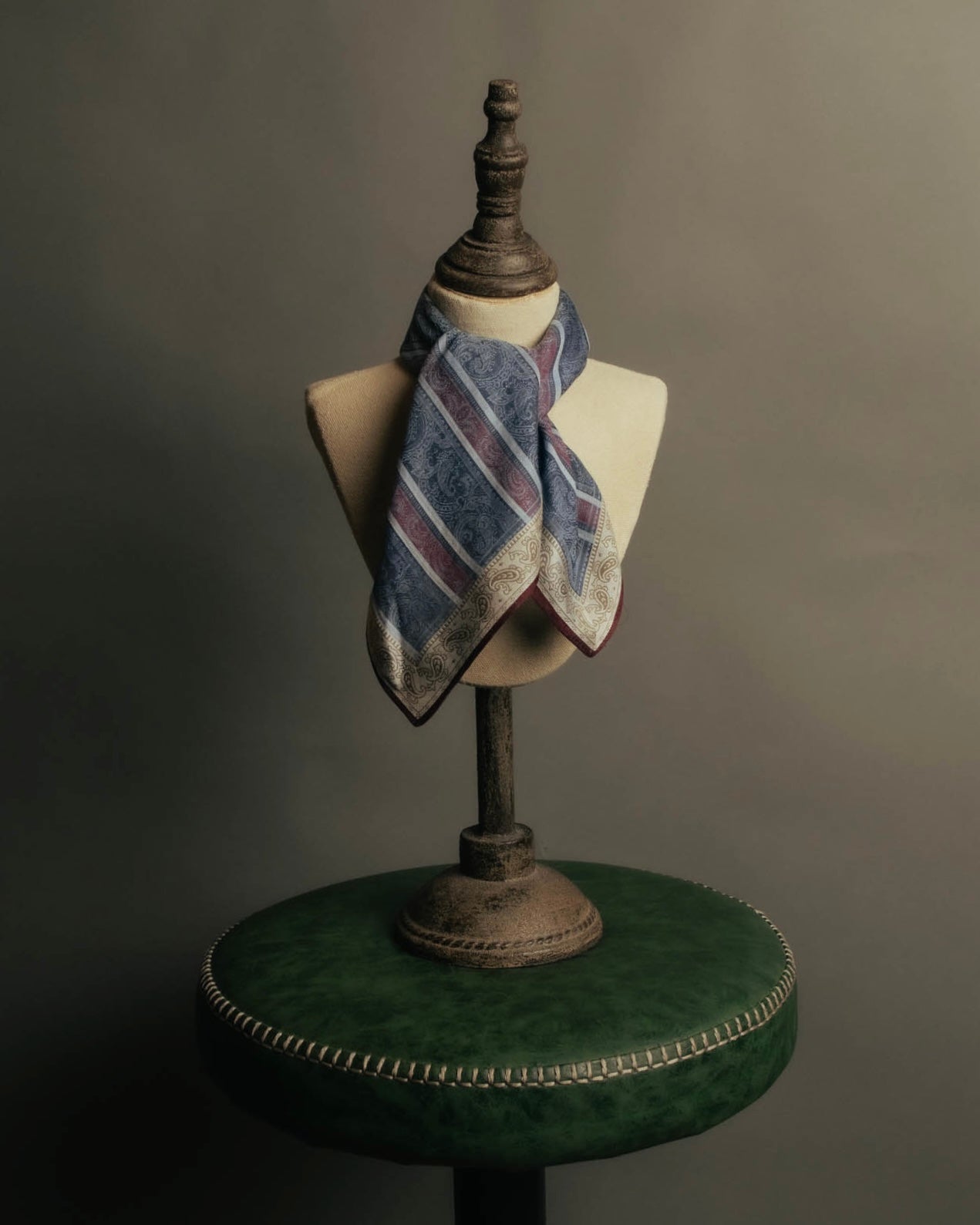 “Yves Saint Laurent” 90’s-00’s Paisley stripe cotton scarf