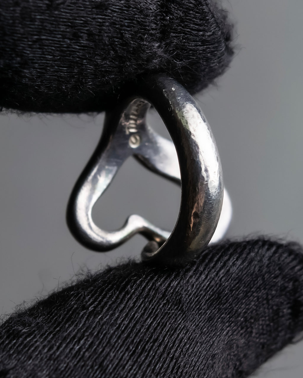 "Tiffany&Co" Elsa Peretti open heart signature silver ring