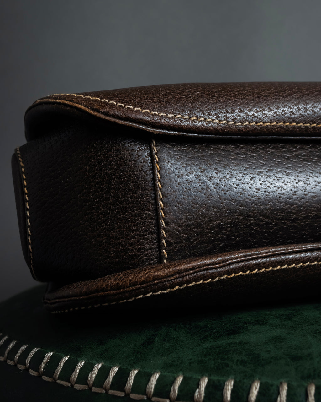 -SPECIAL- "GUCCI"  1980-1986's Inherited model grained leather bamboo bag