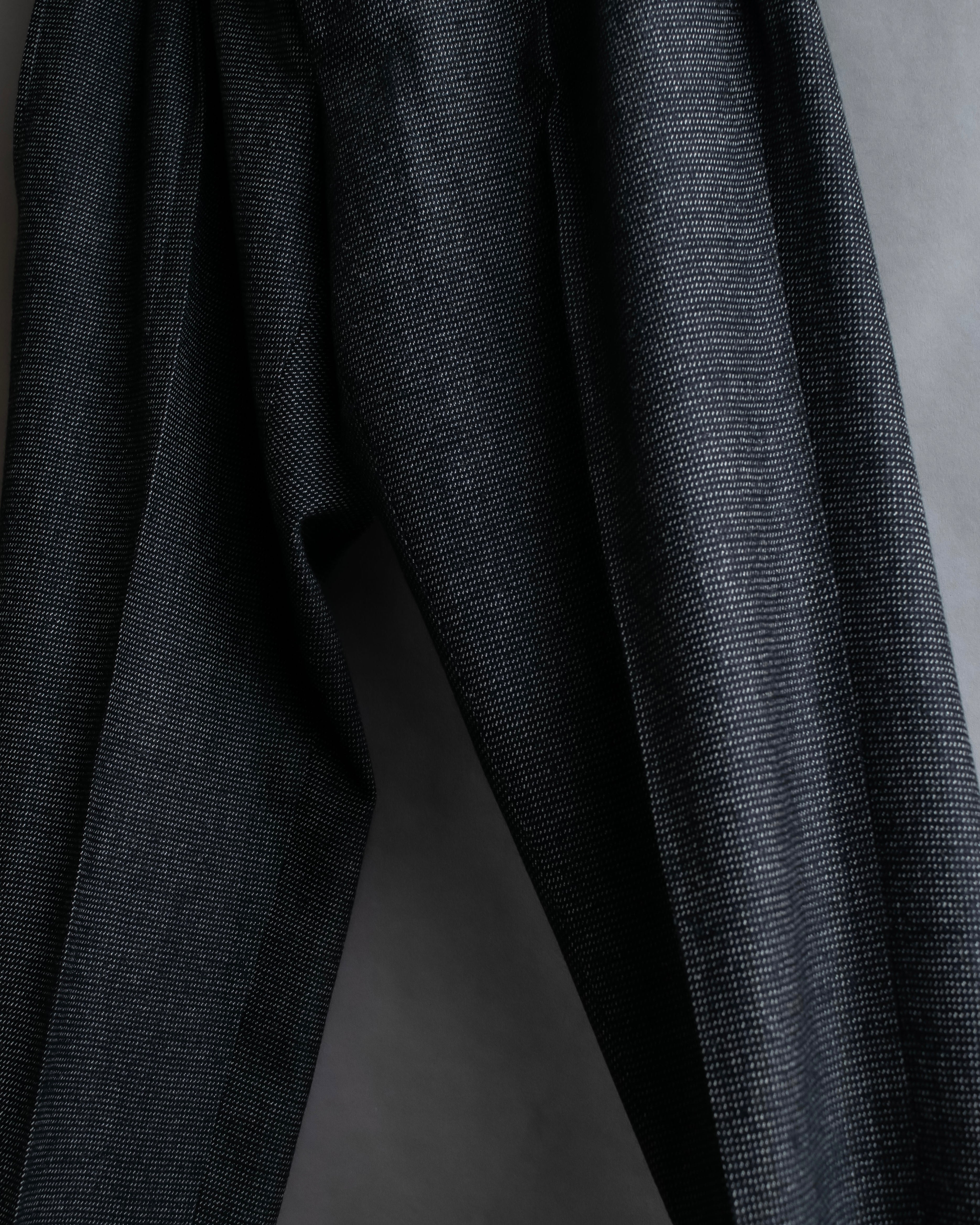 "GUCCI" 90's Tom Ford period bird eye weave set up