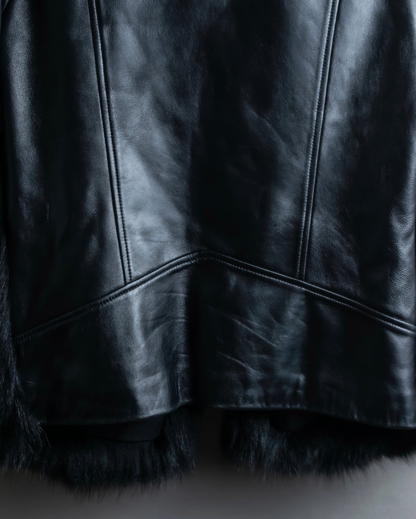 "MOROKO BAR" Real fur docking leather jacket