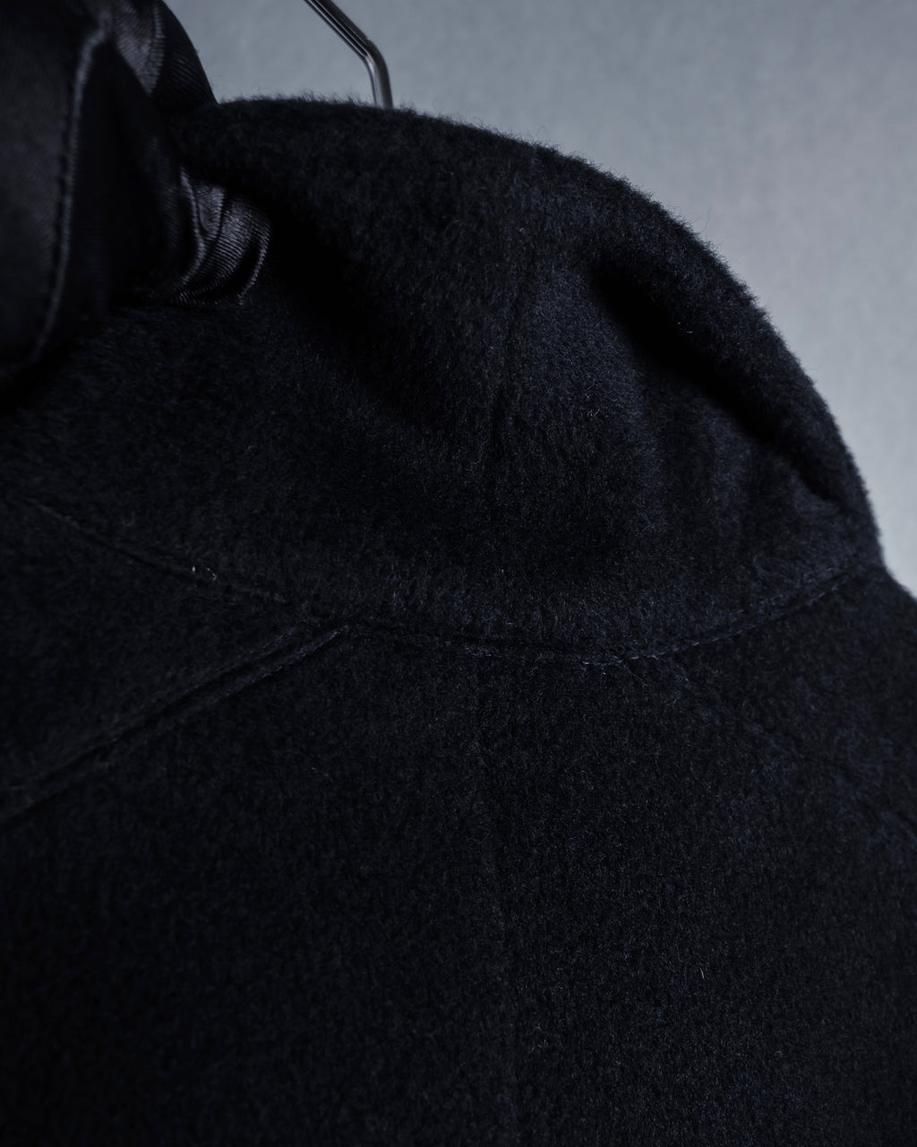 "allegri" Crossover design 2-way collar wool coat