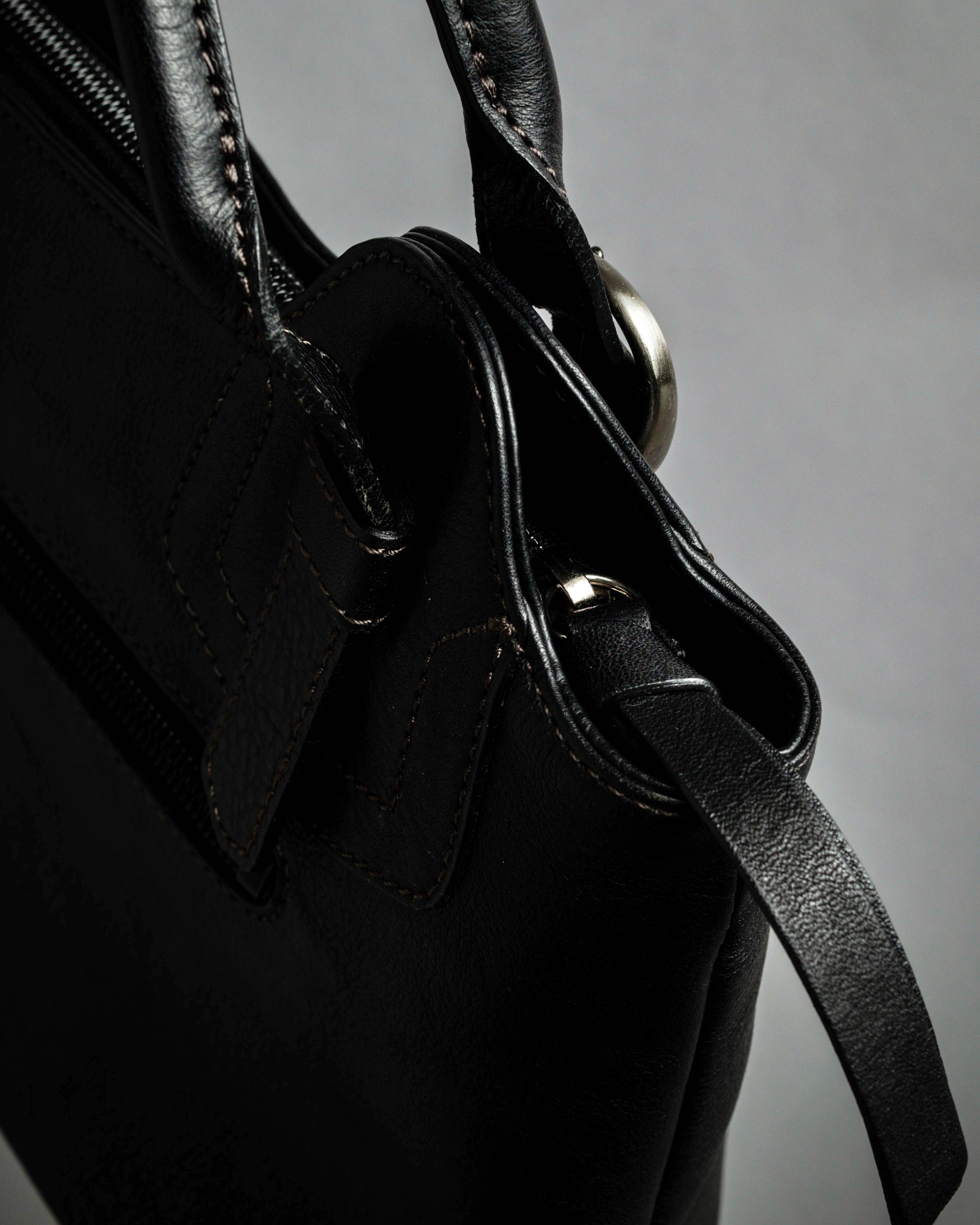 "Mila Schön" Horizontal minimalist metal fittings leather one-handle bag