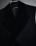 "tricot COMME des GARÇONS"
1989 Velvet-collared double-breasted tailored vest