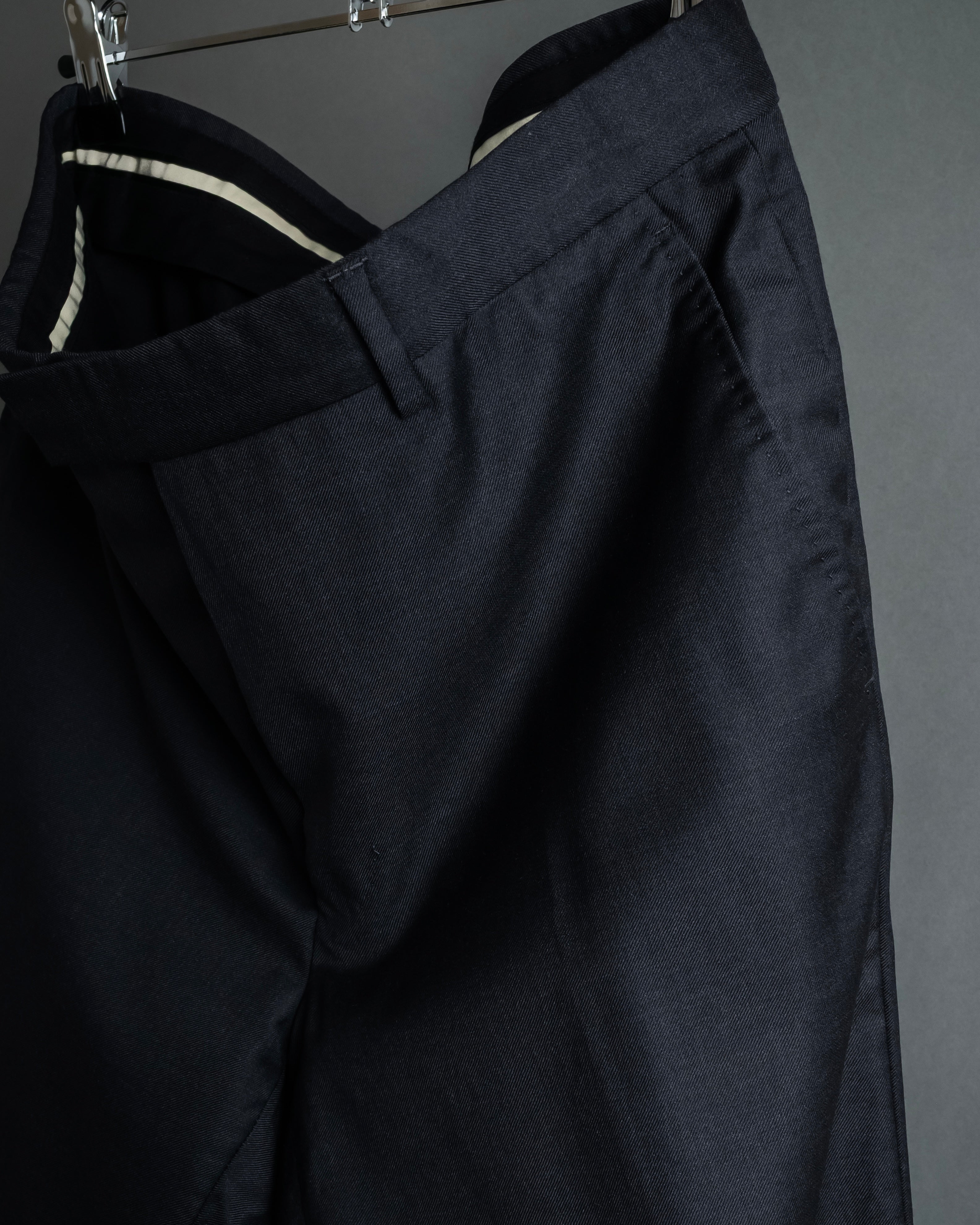 "GUCCI" Michele period relax silhouette set up