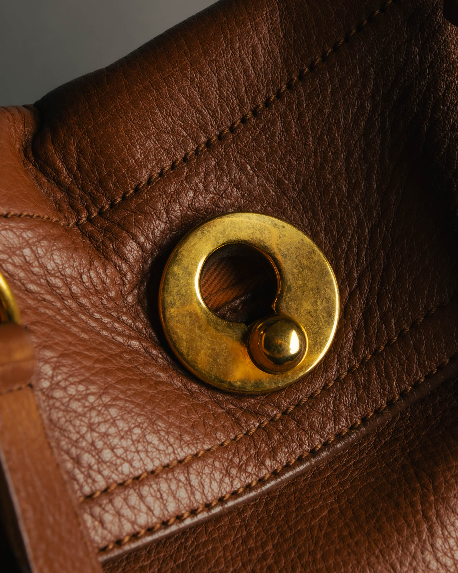 "Yves Saint Laurent" 00's-10's Structured leather shoulder bag