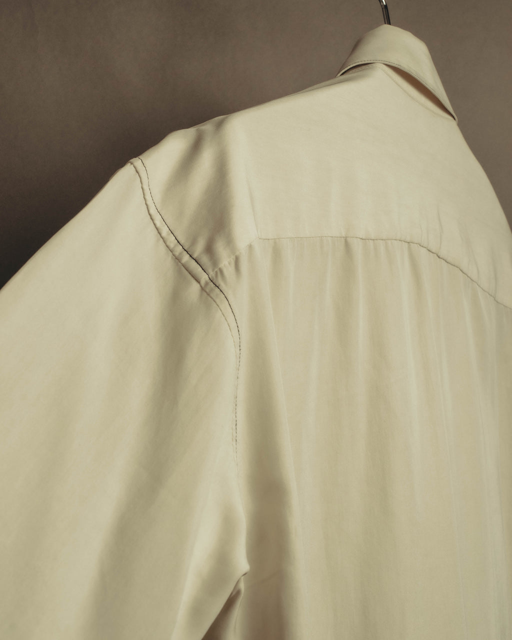 –SPECIAL– “LOEWE” 10’s-20’s Asymmetrically draped silk shirt