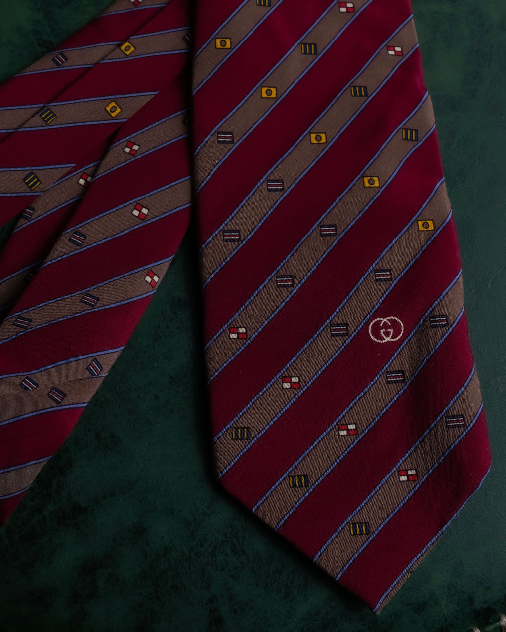 "GUCCI" Burgundy color diagonal stripe silk neck tie