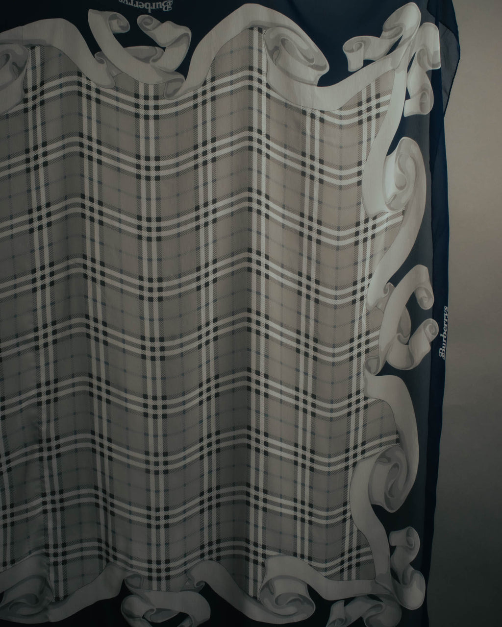 "Burberrys" 80's-90's Lightweight checked scarf