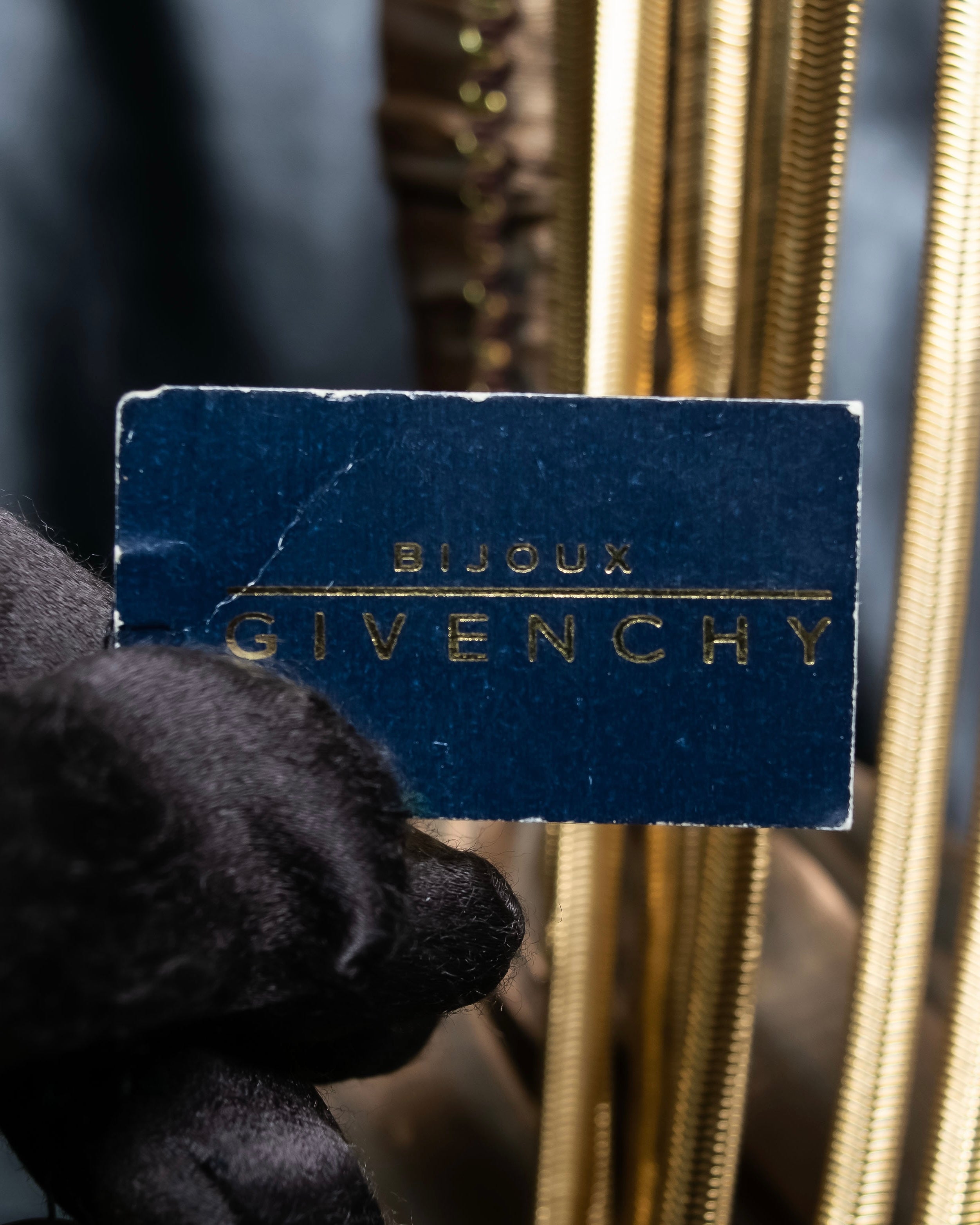 "GIVENCHY" 7 strand accordion chain choker necklace