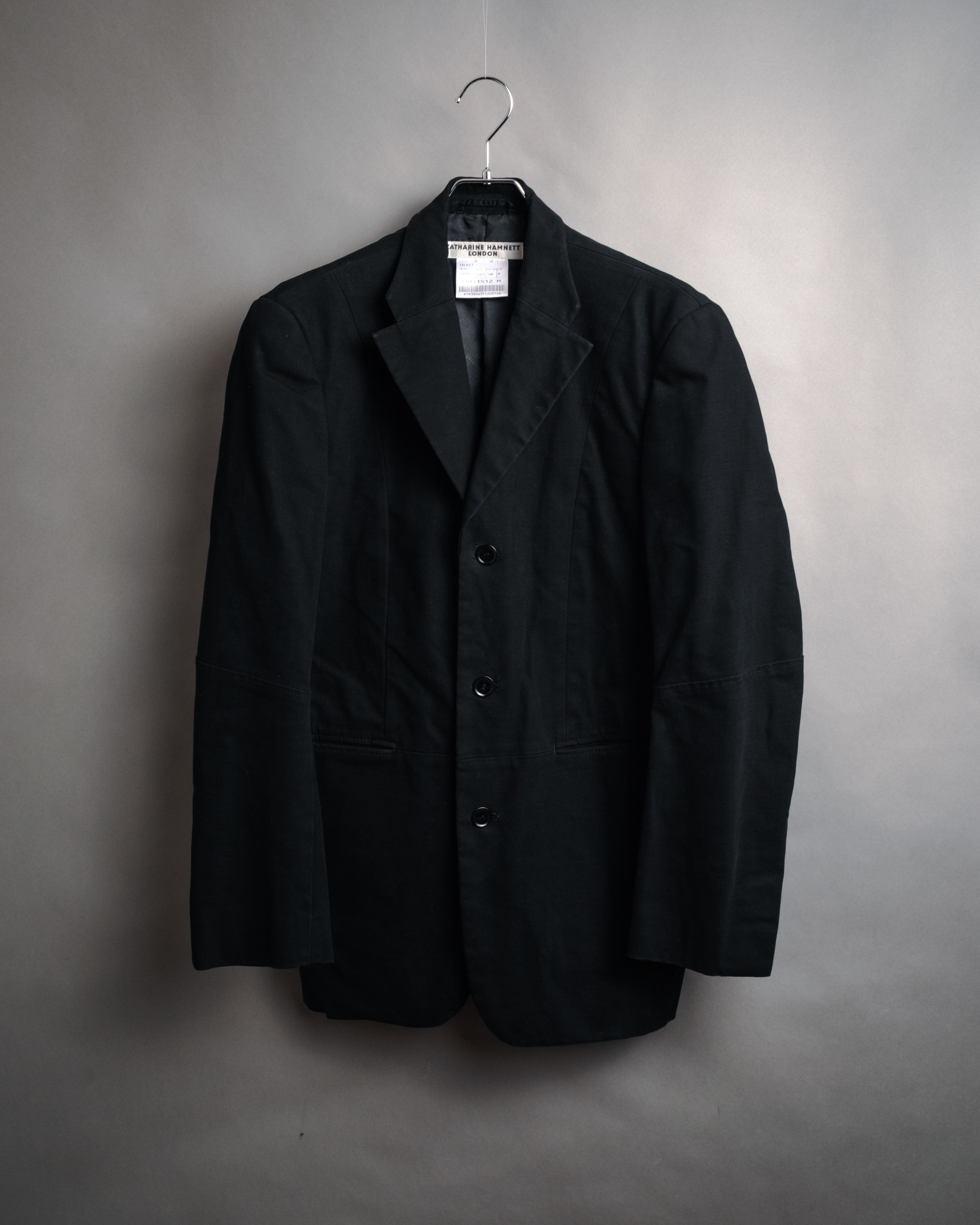 “KATHARINE HAMNETT LONDON”
1995-2005 Structured workwear tailored jacket