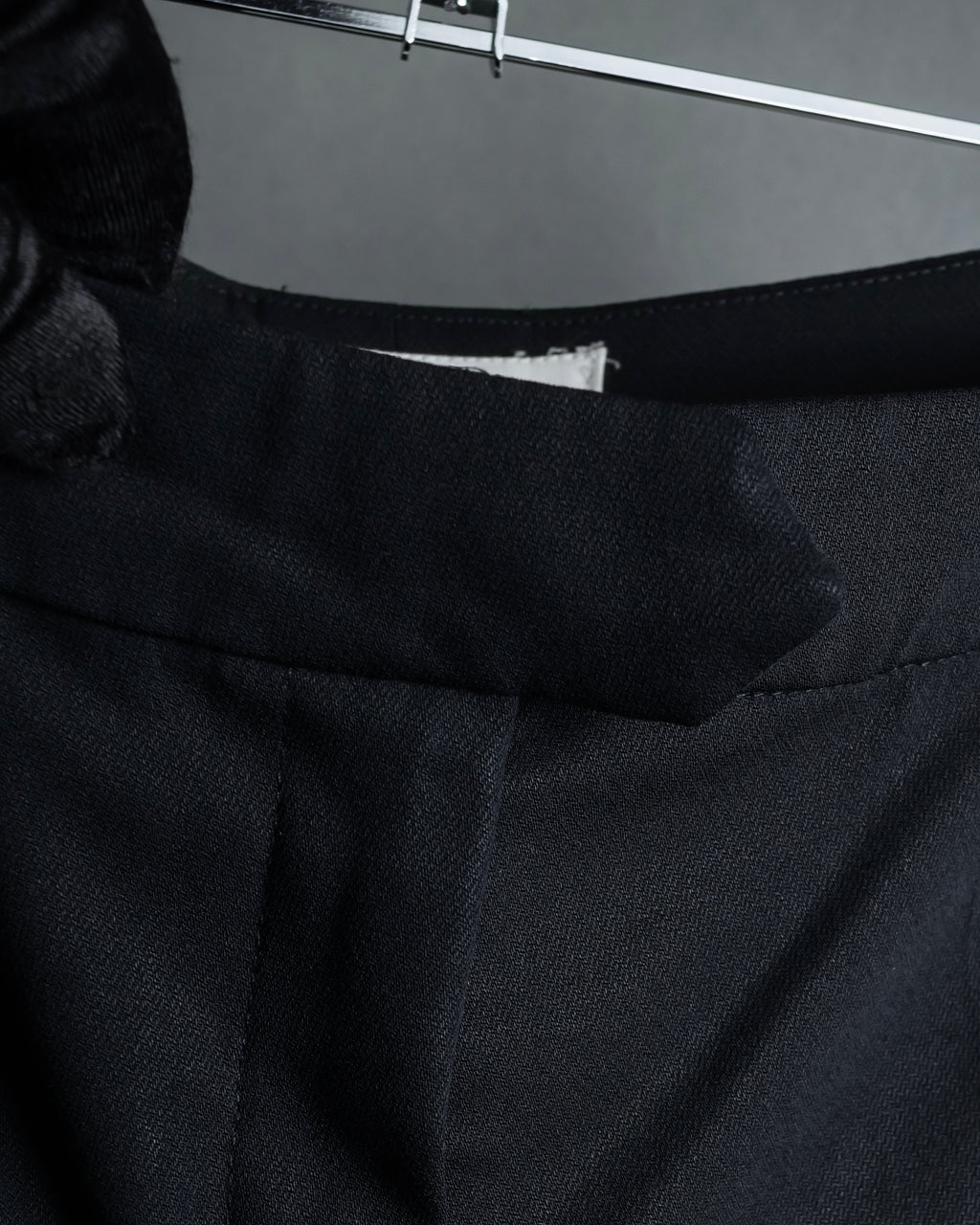 "Christian Dior Boutique Paris" Beautiful waistline wide silhouette Slacks