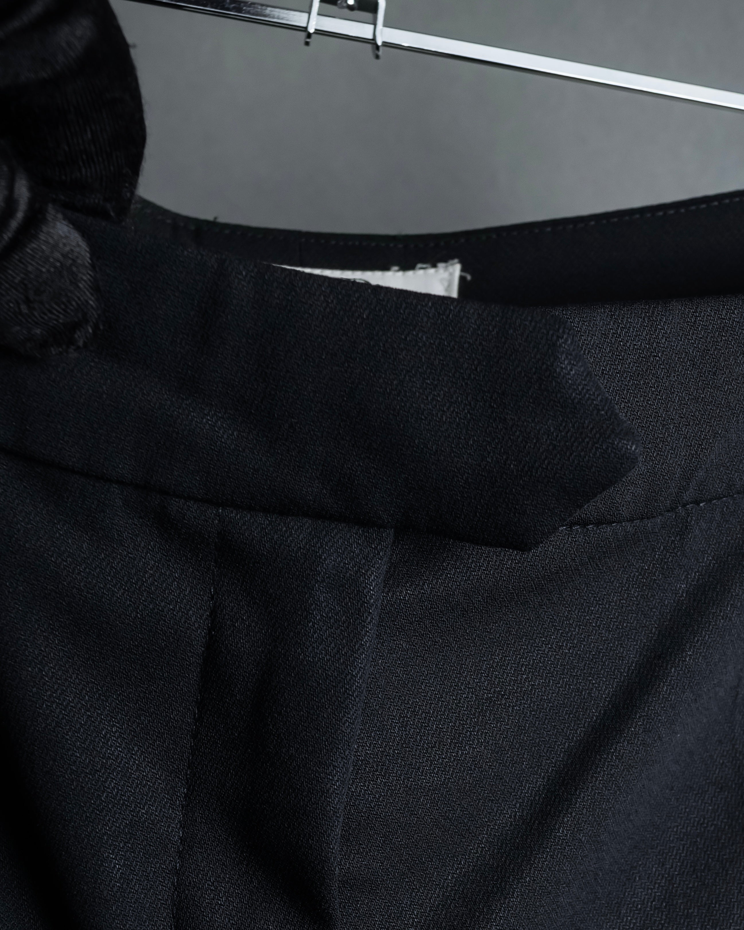 "Christian Dior Boutique Paris" Beautiful waistline wide silhouette Slacks