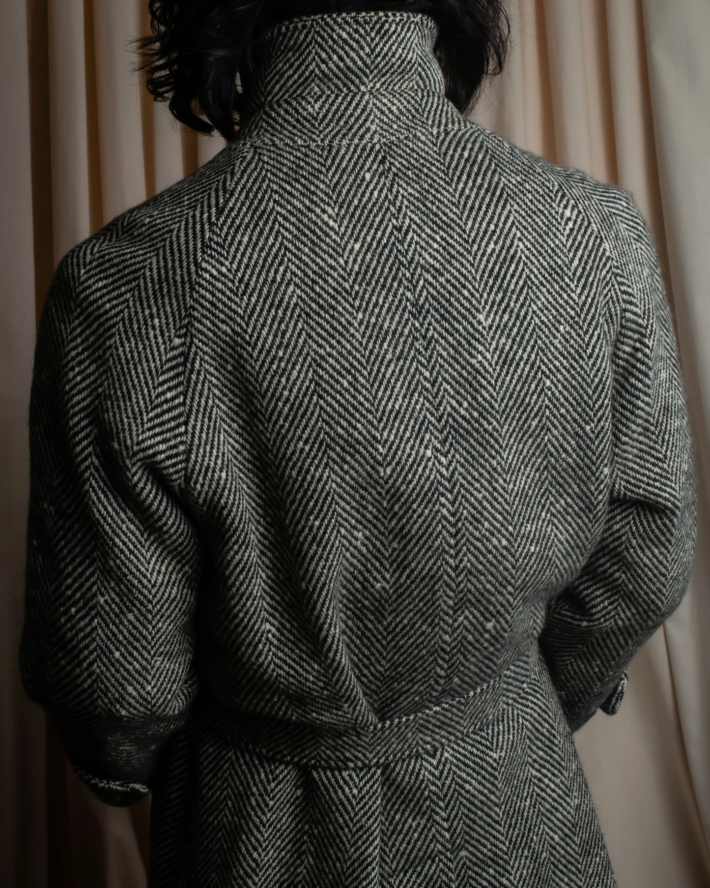 "BURBERRYS" Herringbone belted design soutien collar coat