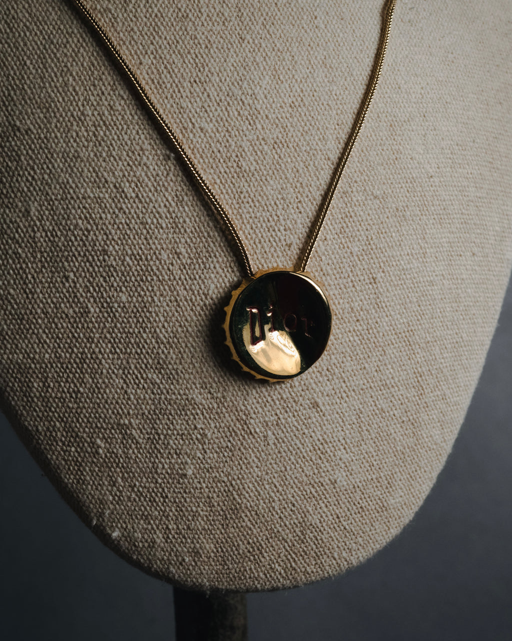 "Christian Dior" 00’s Bottle cap logo pendant necklace