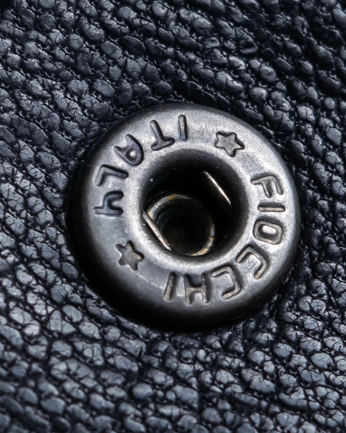 "CELINE" Metal parts design horizontal leather one-shoulder bag