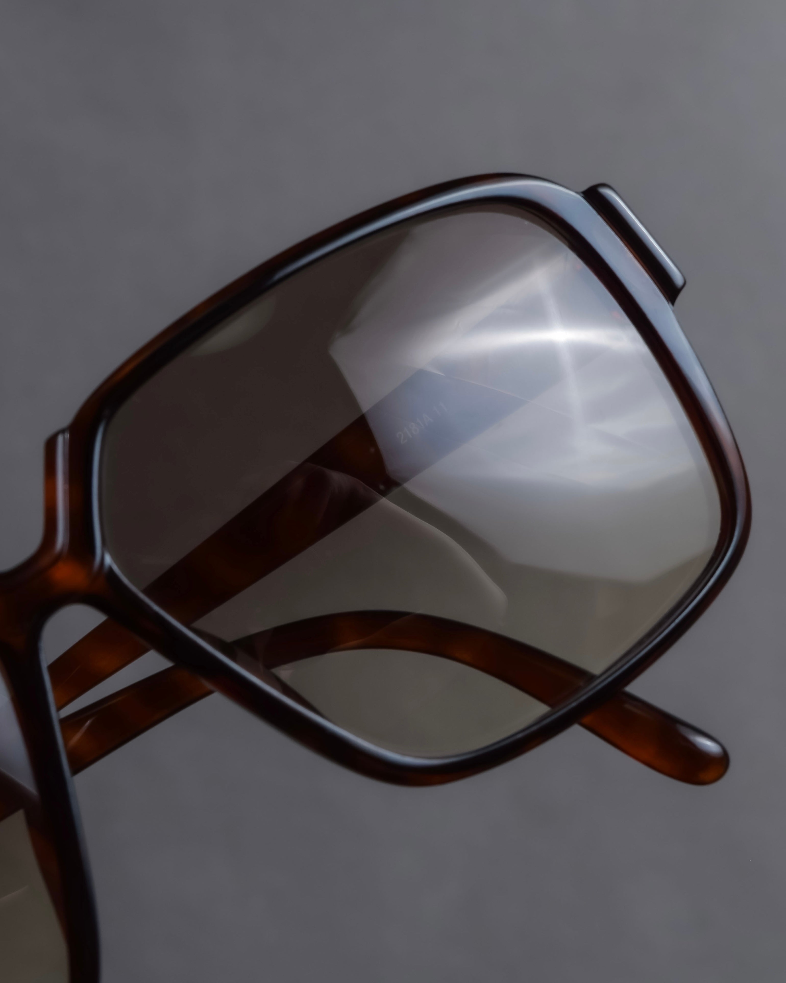 "Christian Dior Monsieur" Red temple gradient frame monsieur sunglasses