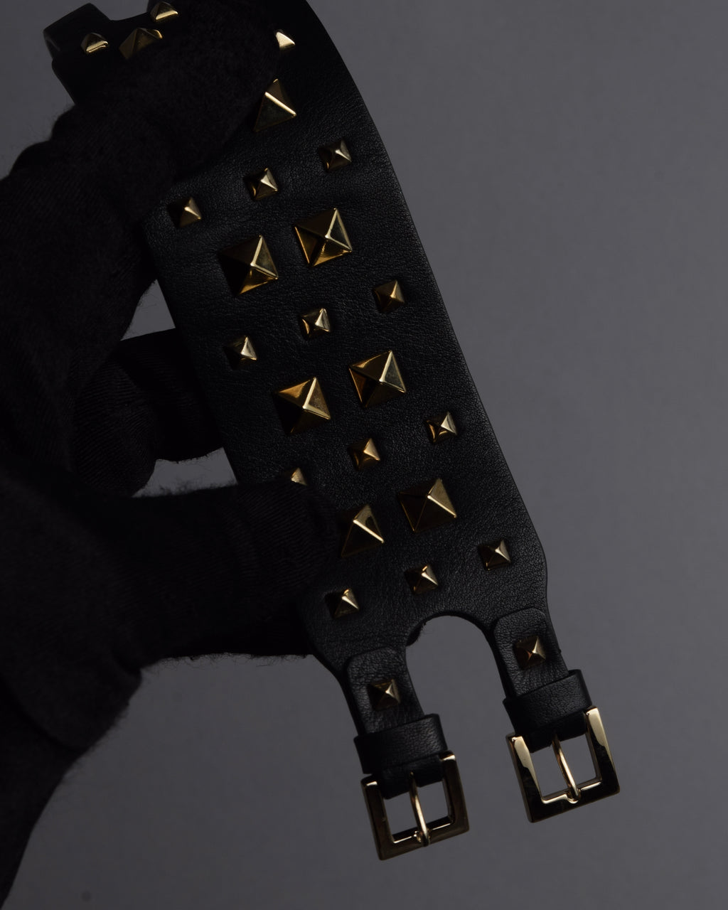 "VALENTINO" Pyramid stud design double buckle leather bracelet