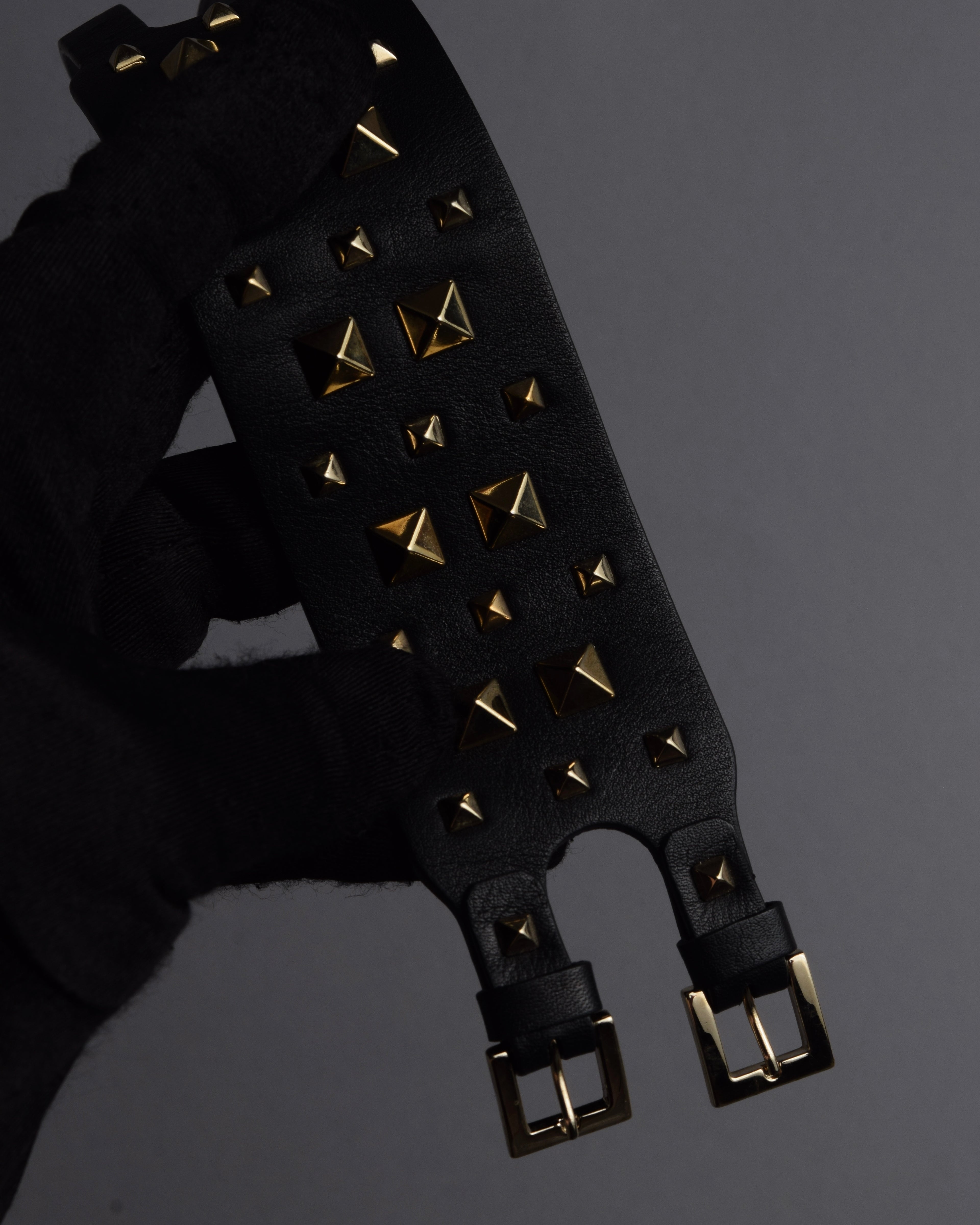 "VALENTINO" Pyramid stud design double buckle leather bracelet