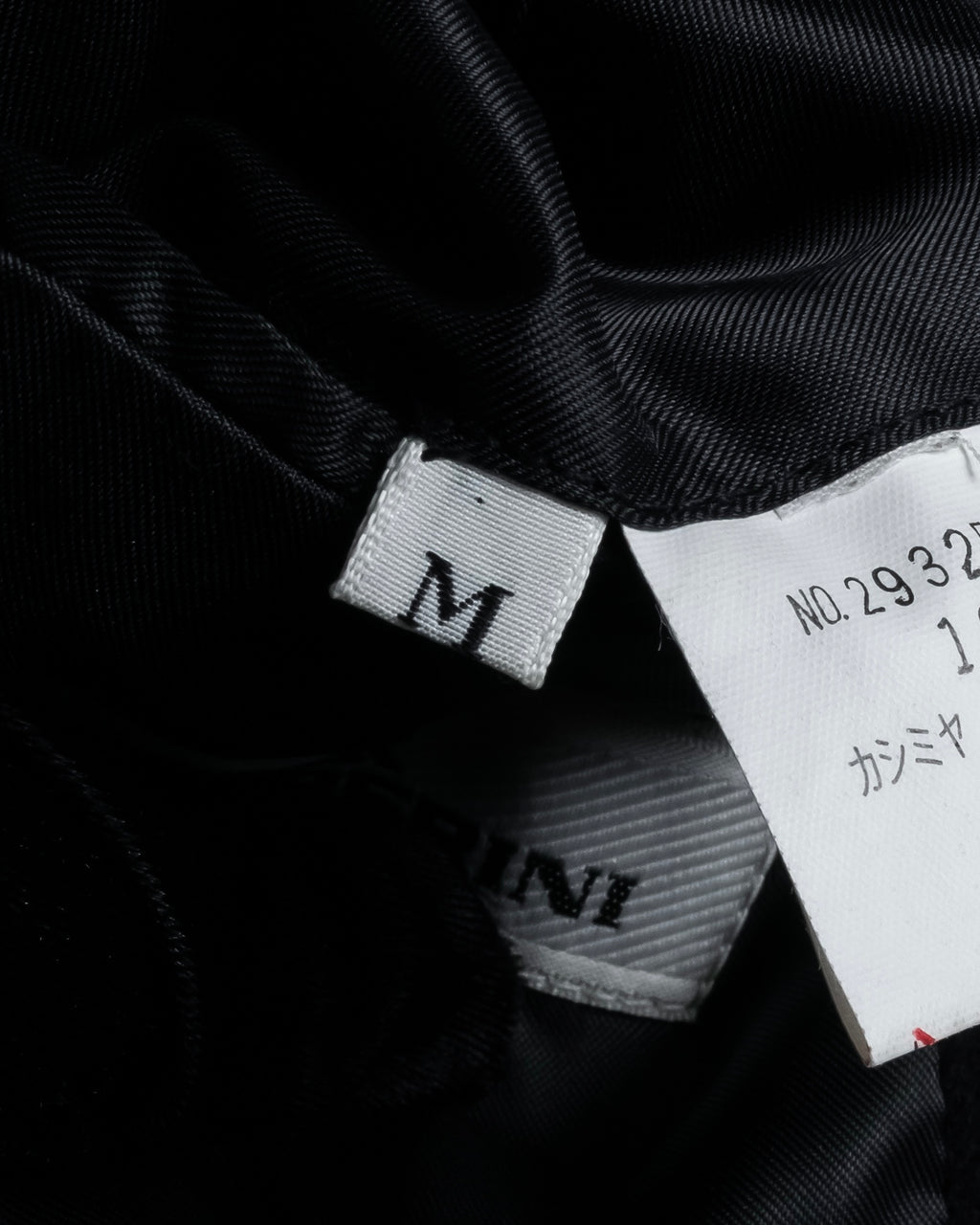 "BARBERINI" Minimalist detail 100% cashmere stand collar coat